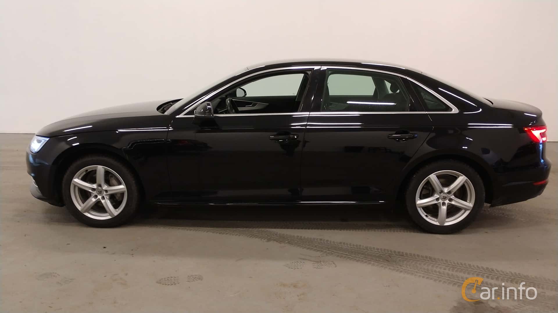 Audi A4 Sedan generation B9 2.0 TDI S Tronic, 7-speed
