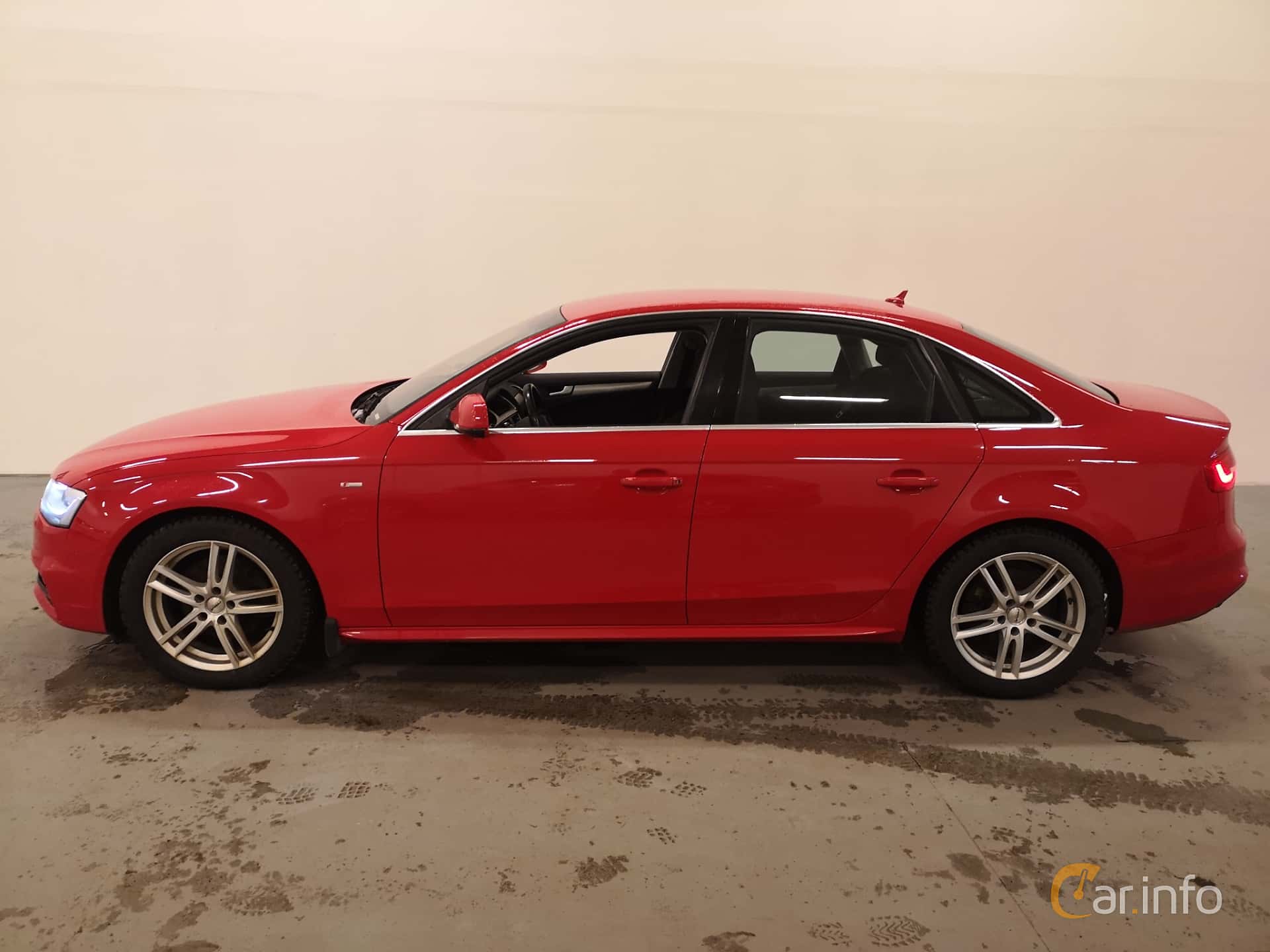 Audi A4 Sedan 2.0 TDI clean diesel  Multitronic, 190hp, 2015