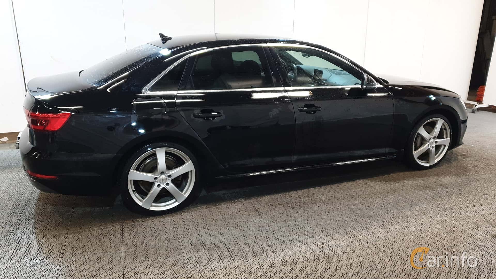 Audi A4 Sedan 2.0 TDI quattro Manual, 190hp, 2017