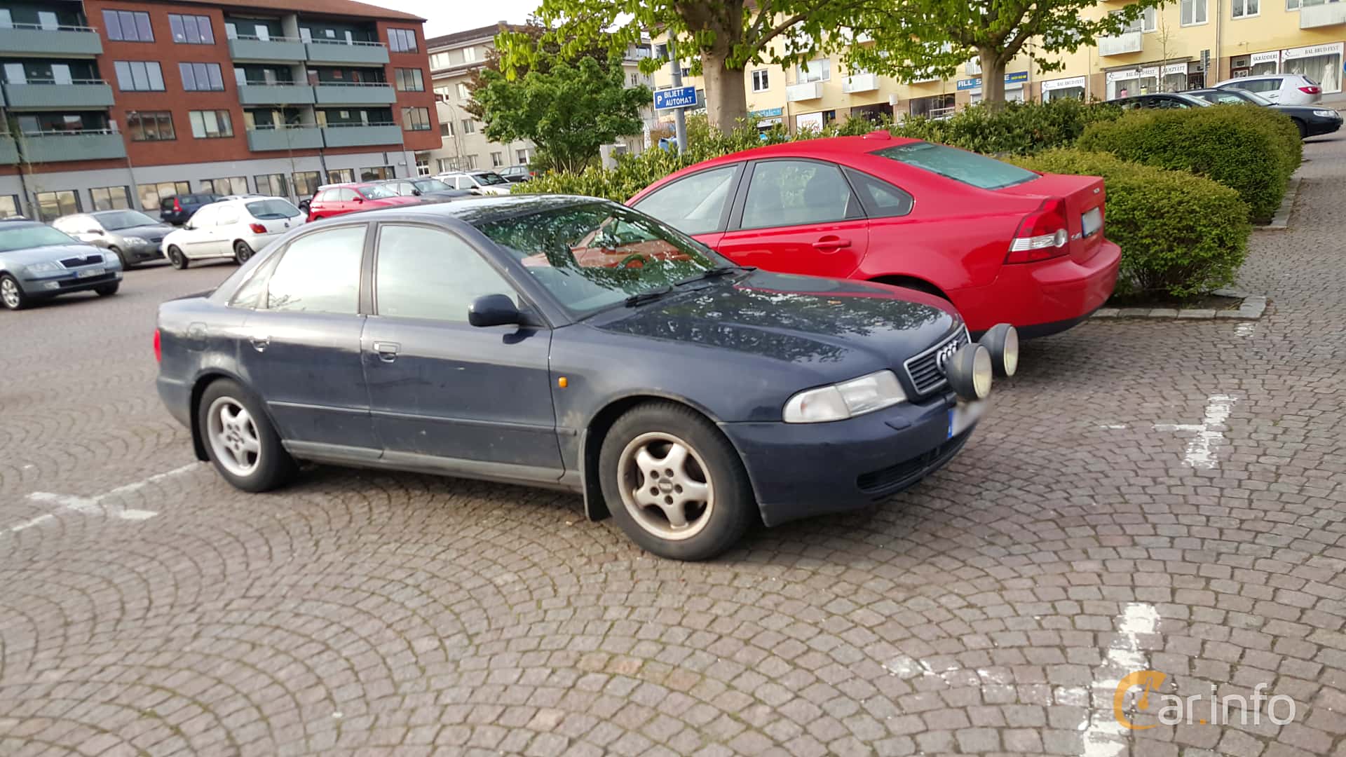 Audi A4 Sedan 1.6 101hp, 1999