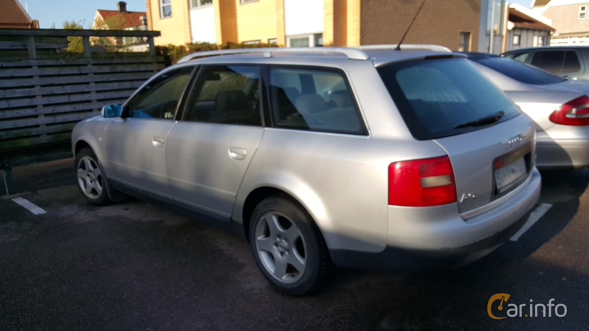 Audi A6 Avant 2.4 V6 Manual, 165hp, 2001