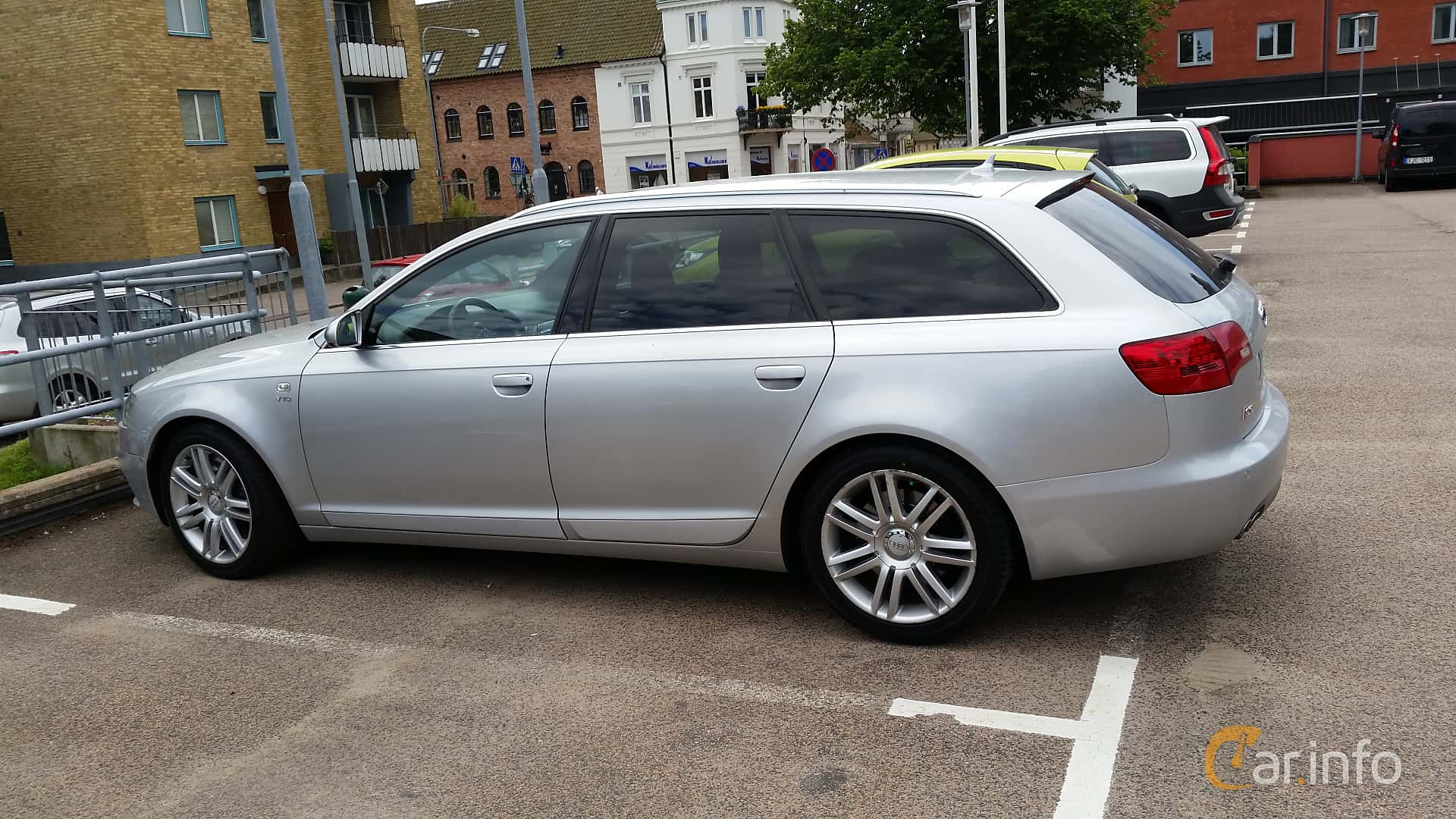 Audi S6 Avant Automatic, 6-speed