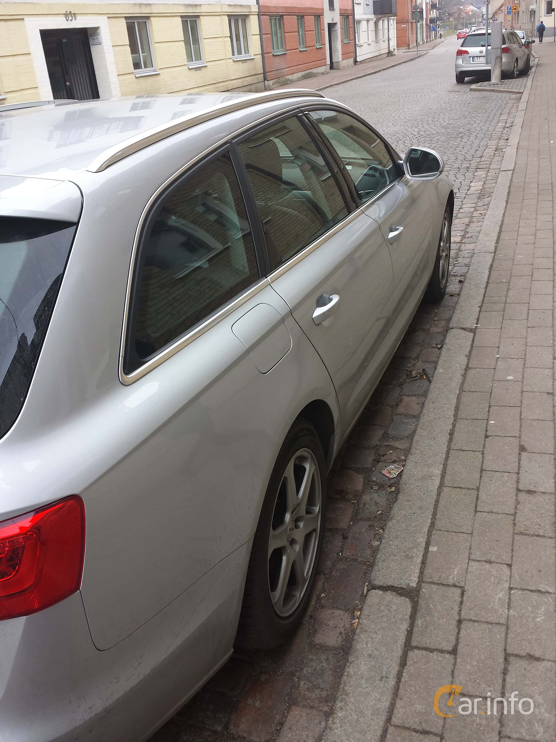 Audi A6 Avant 3.0 TDI V6 DPF quattro S Tronic, 245hp, 2013