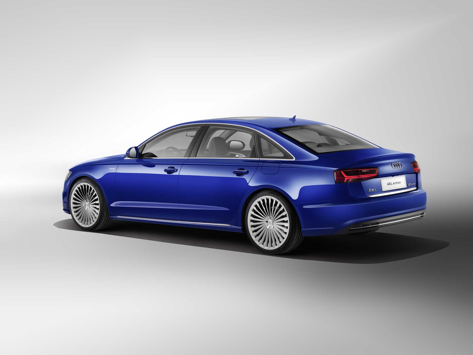 Audi A6 L e-Tron 2.0 TFSI hybrid TipTronic, 245hp, 2015
