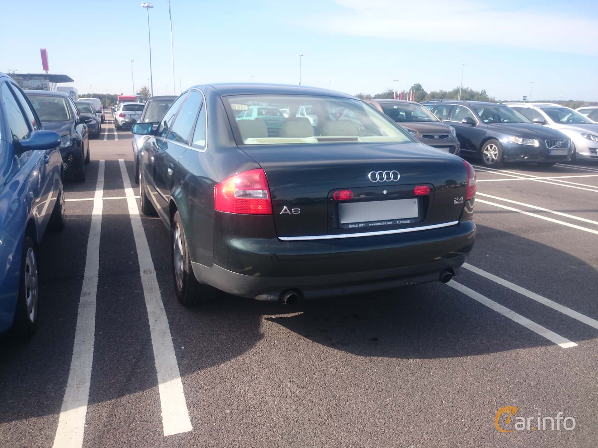 Audi A6 Sedan 2.4 V6 quattro Multitronic, 170hp, 2002