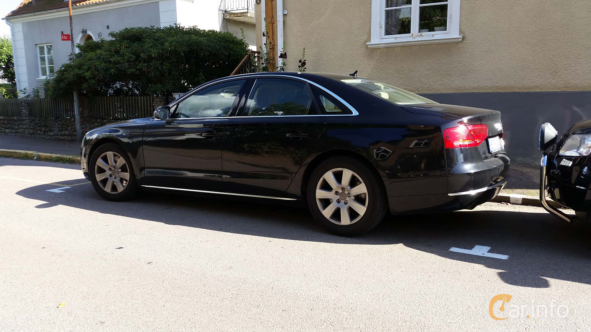 Audi A8 3.0 TFSI V6 quattro TipTronic, 290hp, 2010