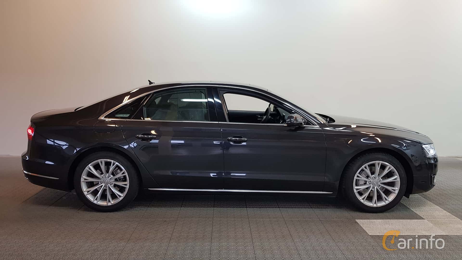 Audi A8 3.0 TDI V6 quattro D4 Facelift