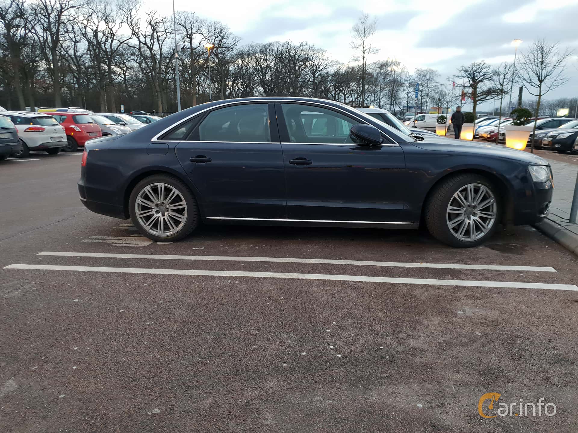 Audi A8 4.2 TDI V8 quattro TipTronic, 350hp, 2011