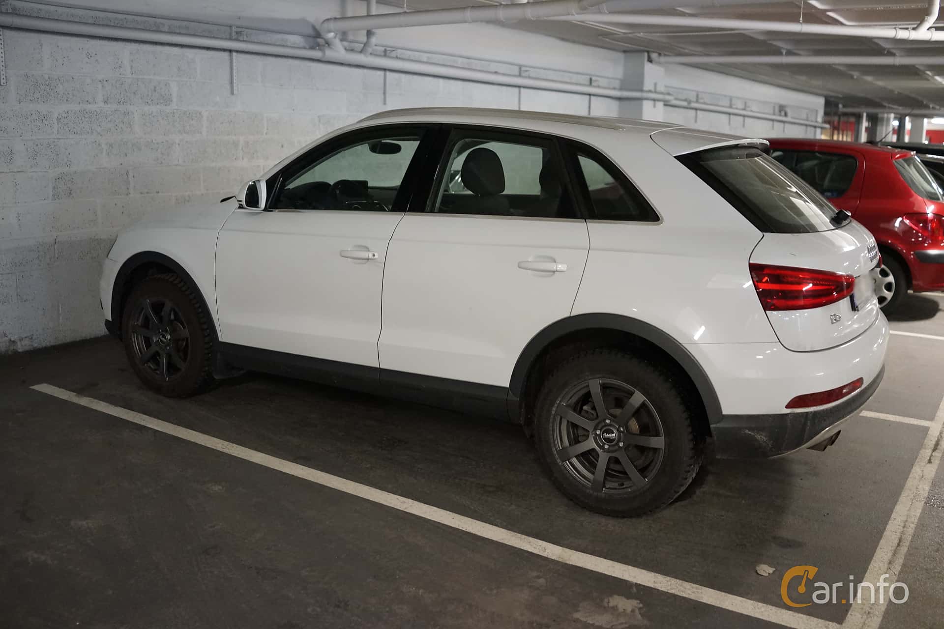 Audi Q3 2.0 TDI quattro 140hp, 2014