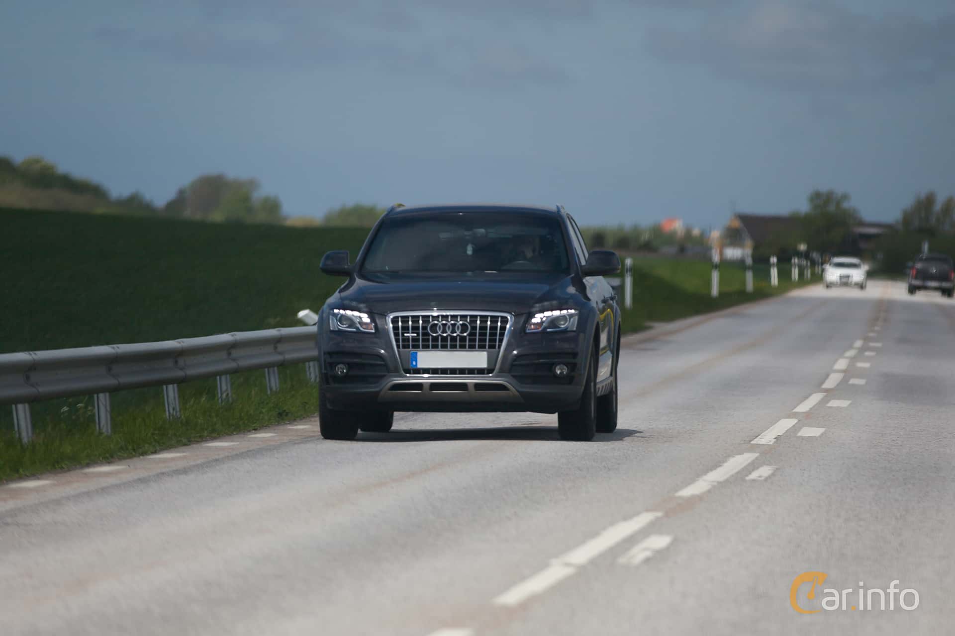 Audi Q5 2.0 TDI DPF quattro 170hp, 2011