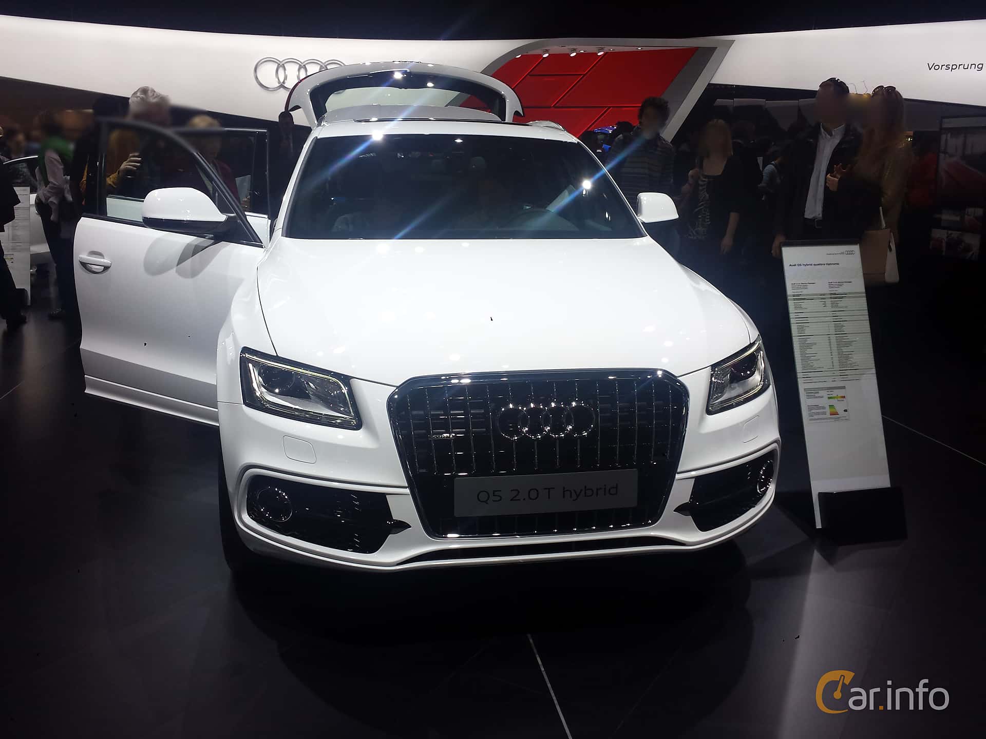 Audi Q5 generation 8R Facelift 2.0 TFSI hybrid quattro TipTronic, 8-speed