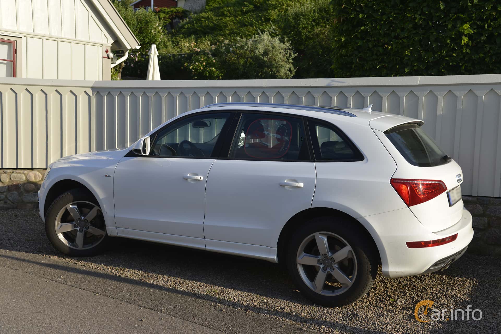 Audi Q5 2.0 TDI DPF Manual, 143hp, 2009