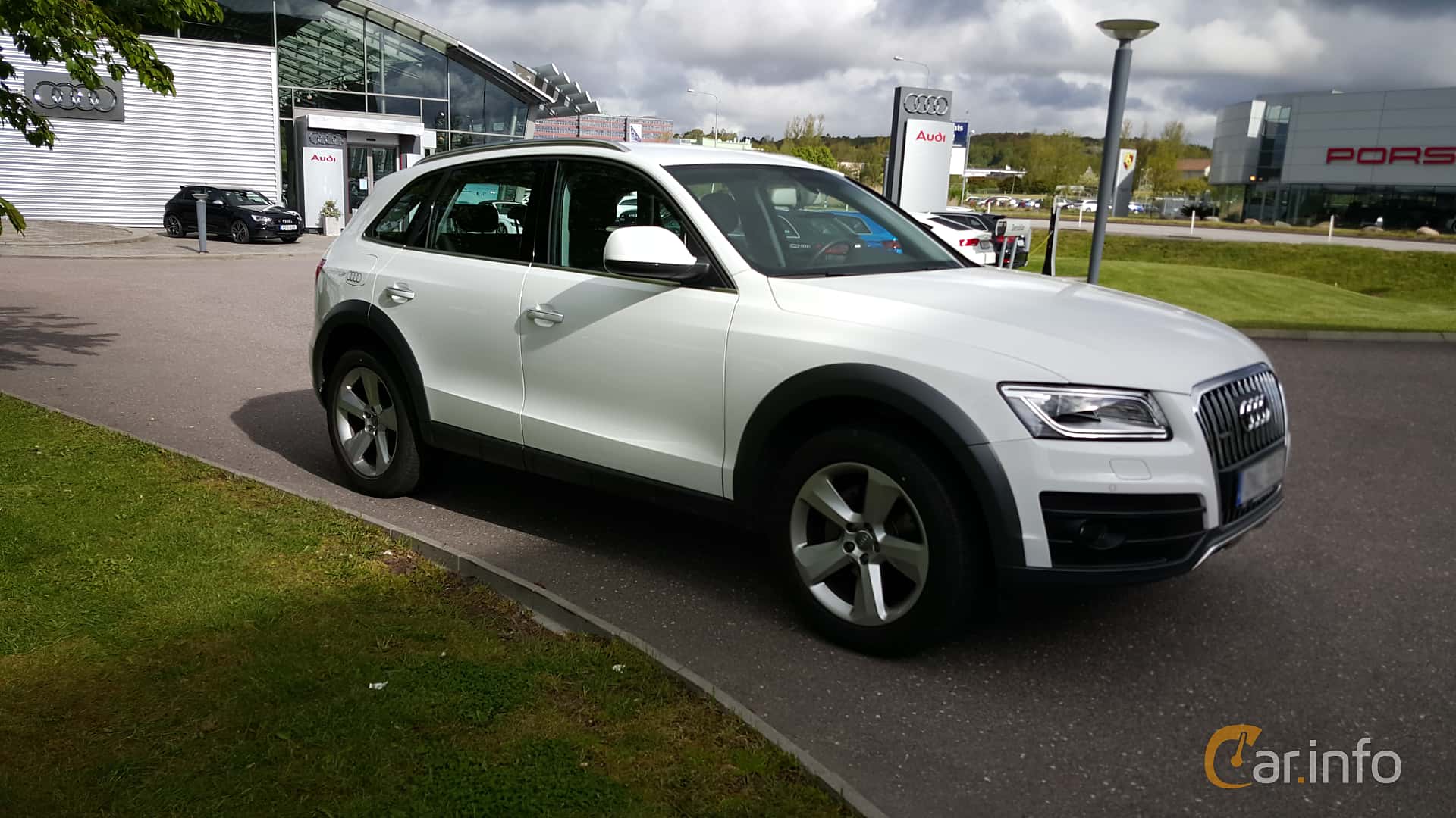 Audi Q5 2.0 TDI DPF quattro Manual, 150hp, 2013