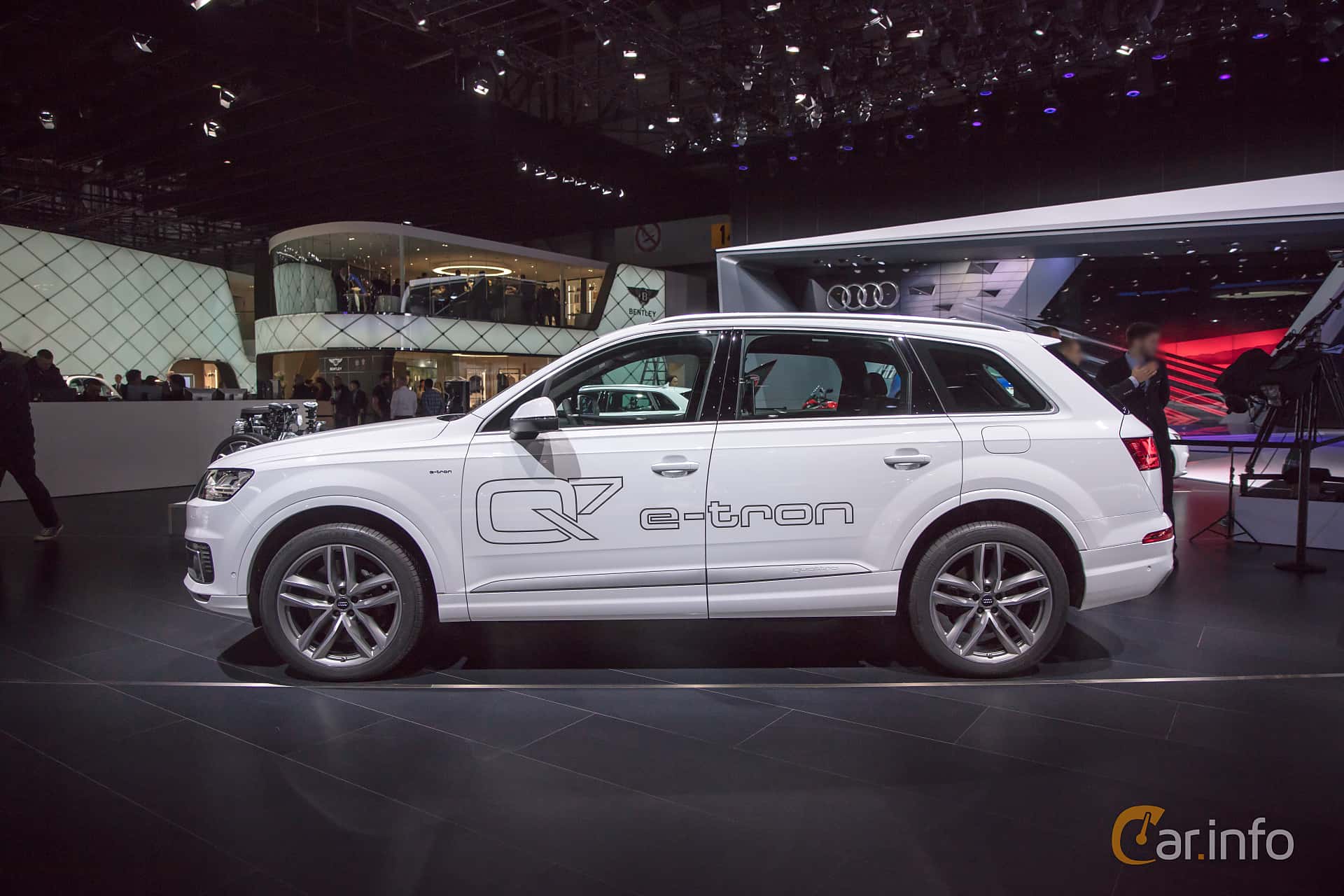 Audi Q7 e-Tron 3.0 TDI quattro TipTronic, 373hp, 2017