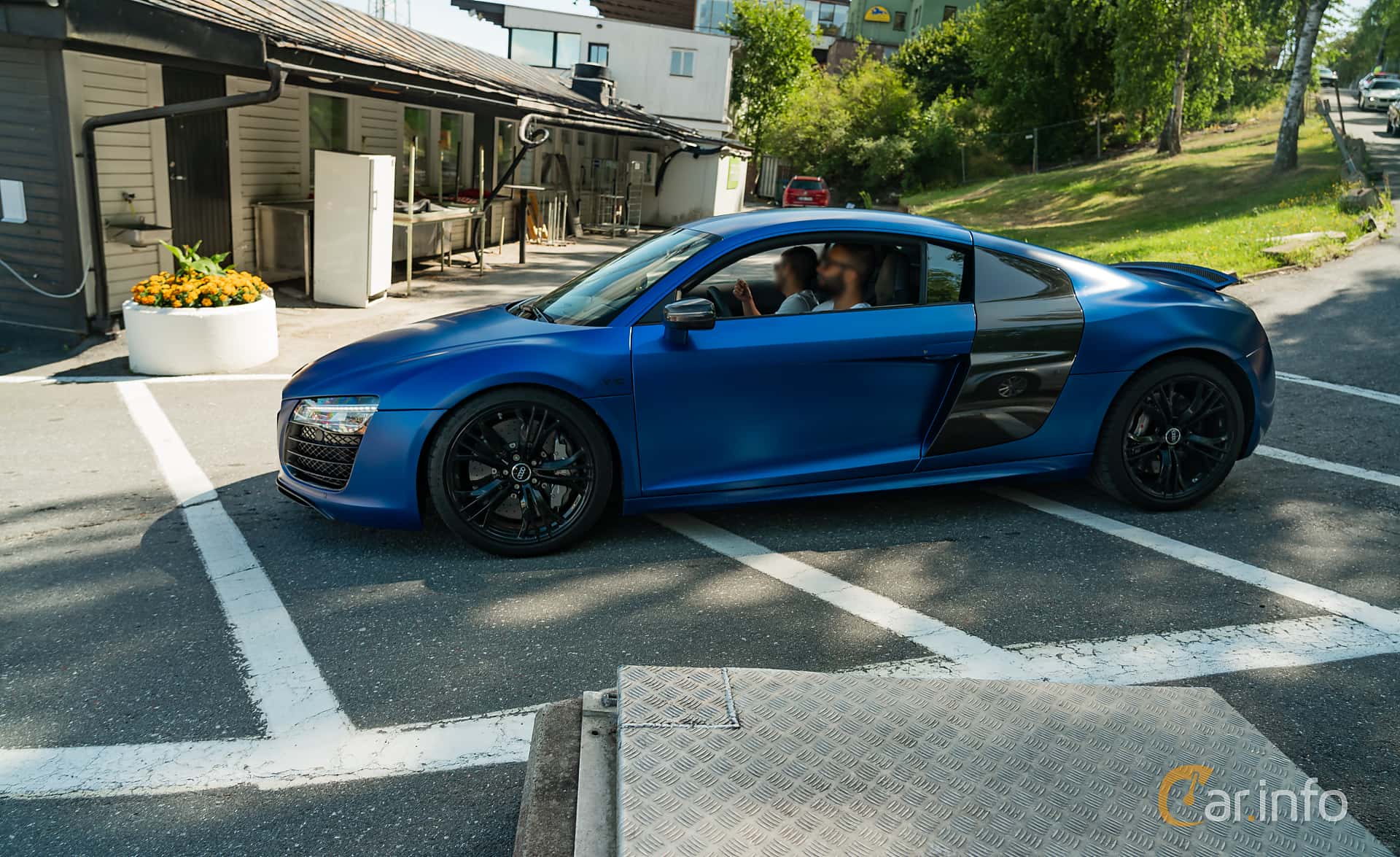 Audi R8 Coupé 5.2 V10 FSI quattro 550hp, 2012