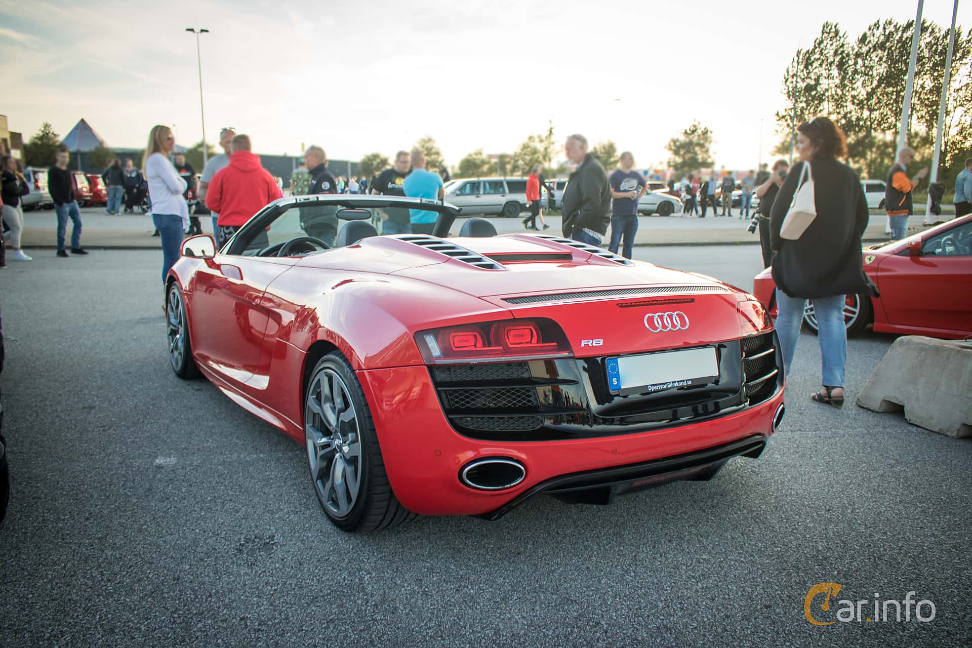 Audi R8 Spyder 5.2 V10 FSI quattro Manual, 525hp, 2010