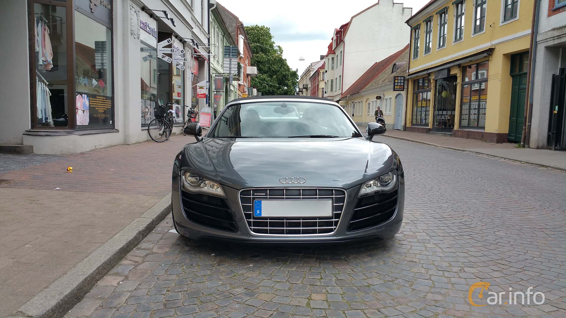 Audi R8 Spyder 5.2 V10 FSI quattro R Tronic, 525hp, 2011