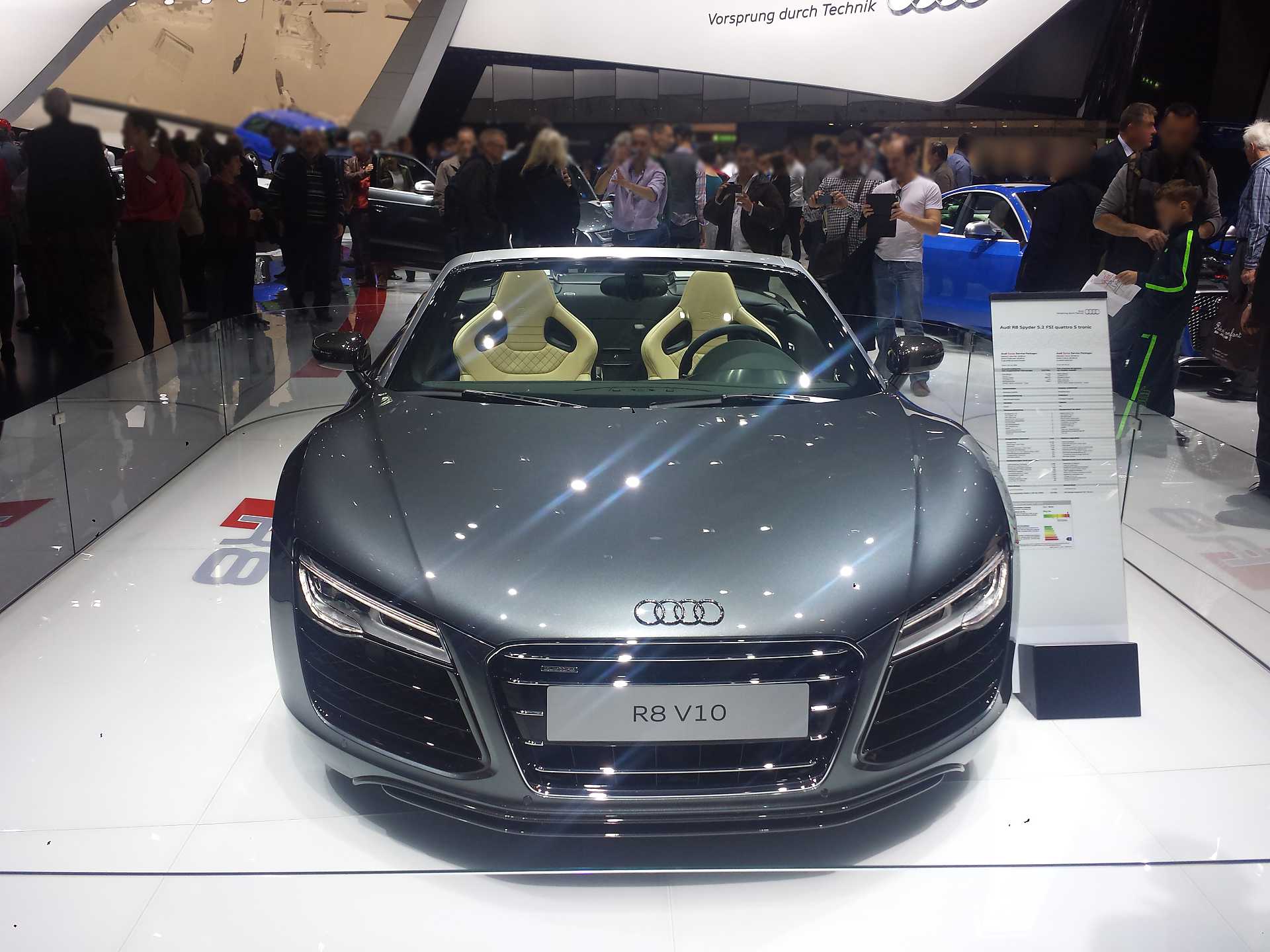 Audi R8 Spyder 5.2 V10 FSI quattro S Tronic, 525hp, 2014