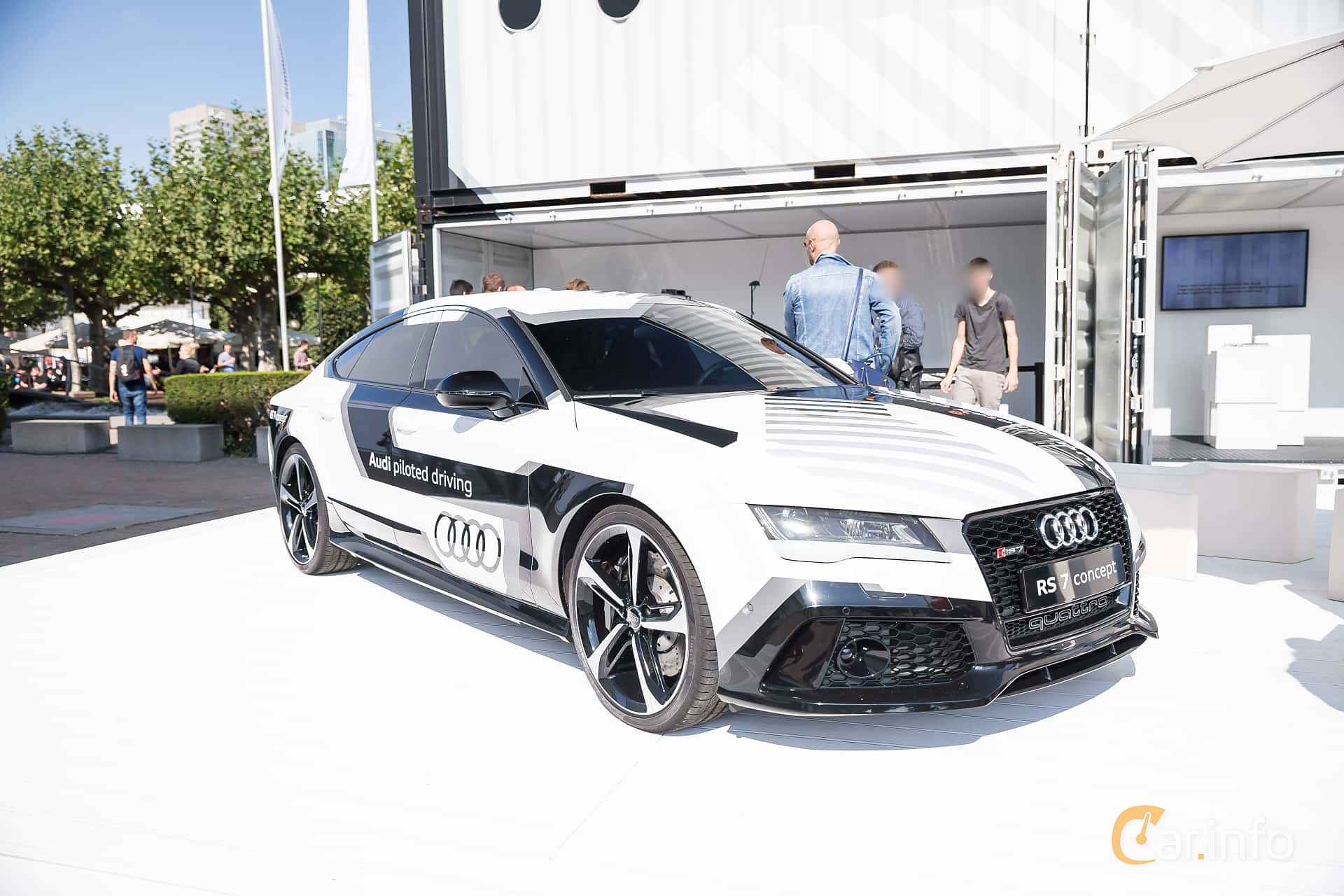 Audi RS 7 Piloted Driving 4.0 TFSI V8 quattro TipTronic, 568hp, 2015