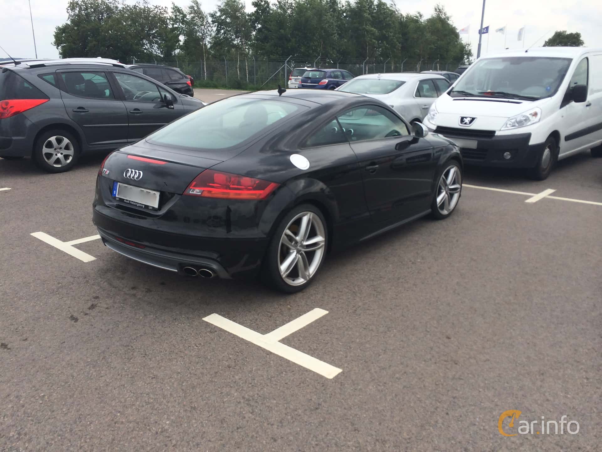 Audi TTS Coupé 2.0 TFSI quattro Manual, 272hp, 2012