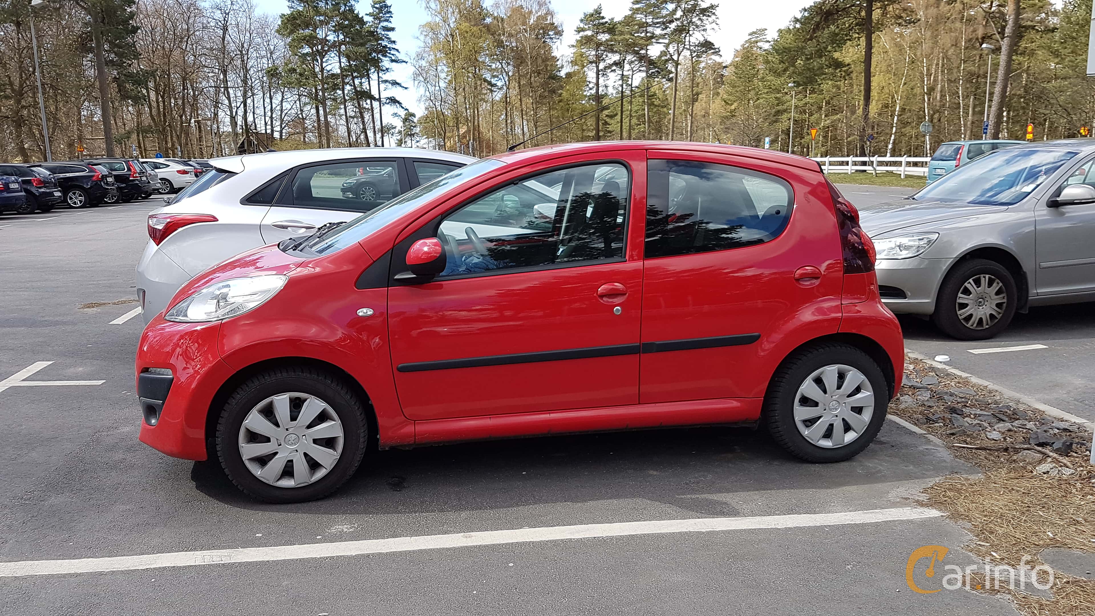 Peugeot 107 5-door 1.0 Manual, 68hp, 2014