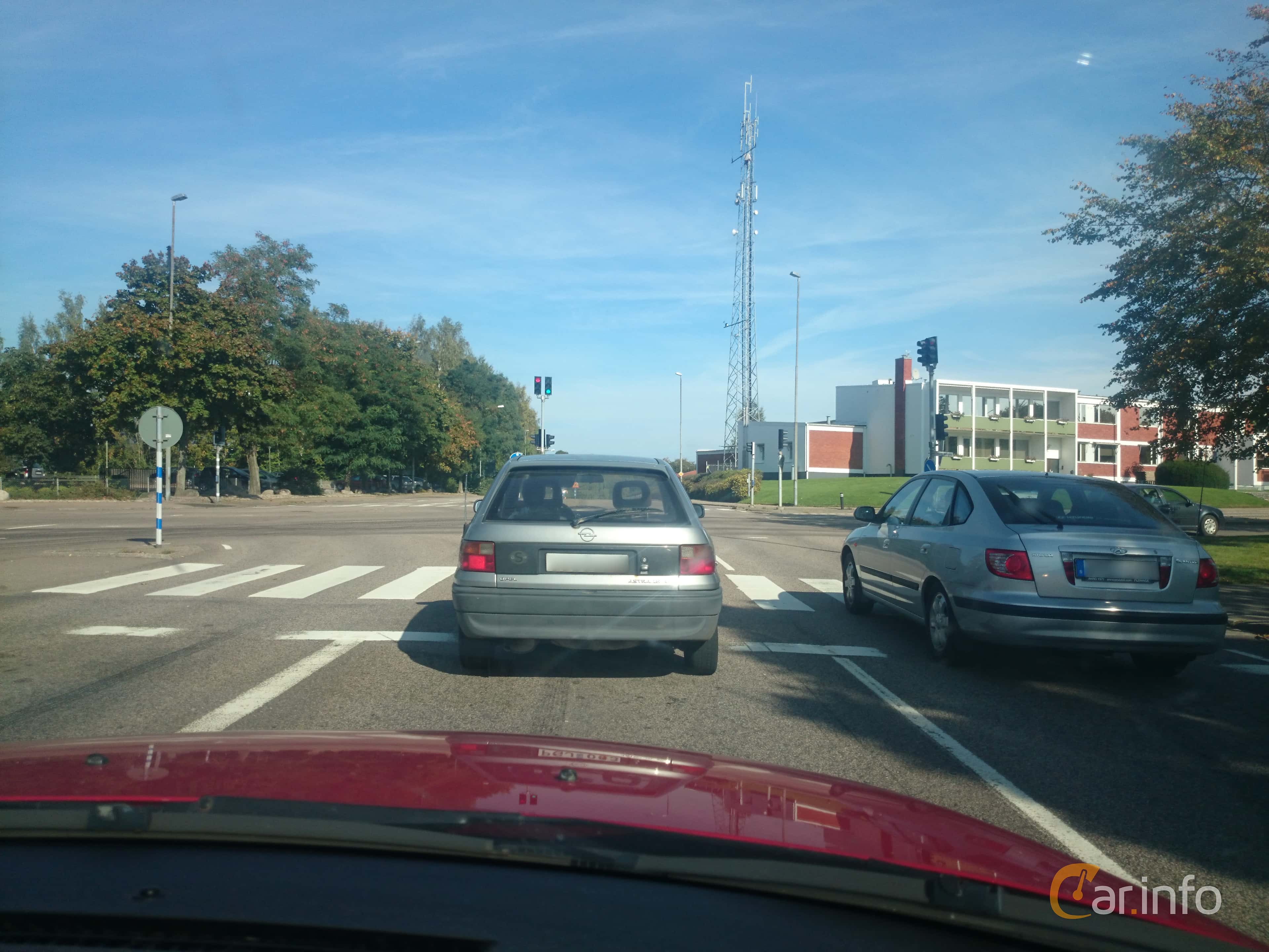 Opel Astra 5-door 1.6 Manual, 101hp, 1995