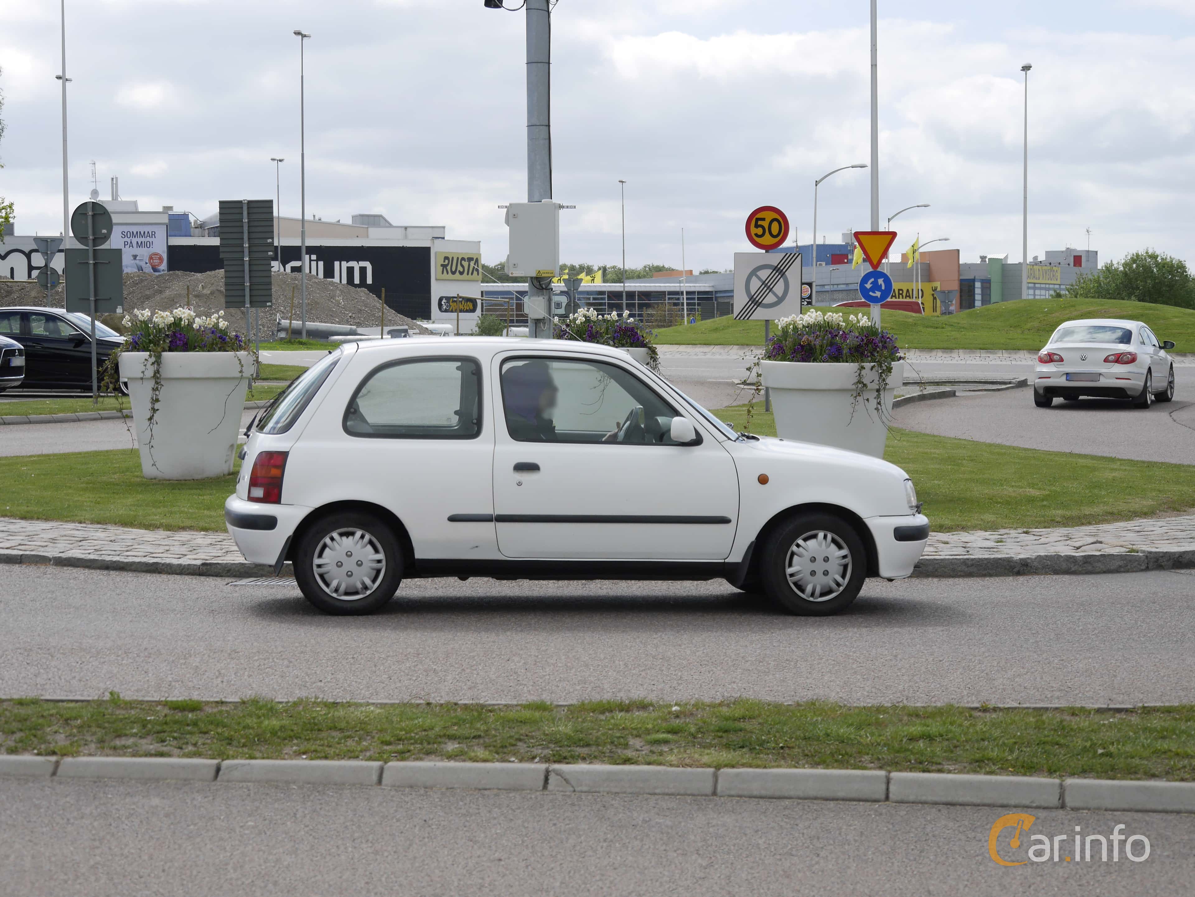 Nissan Micra 3-door 1.3 CVT, 75hp, 1998