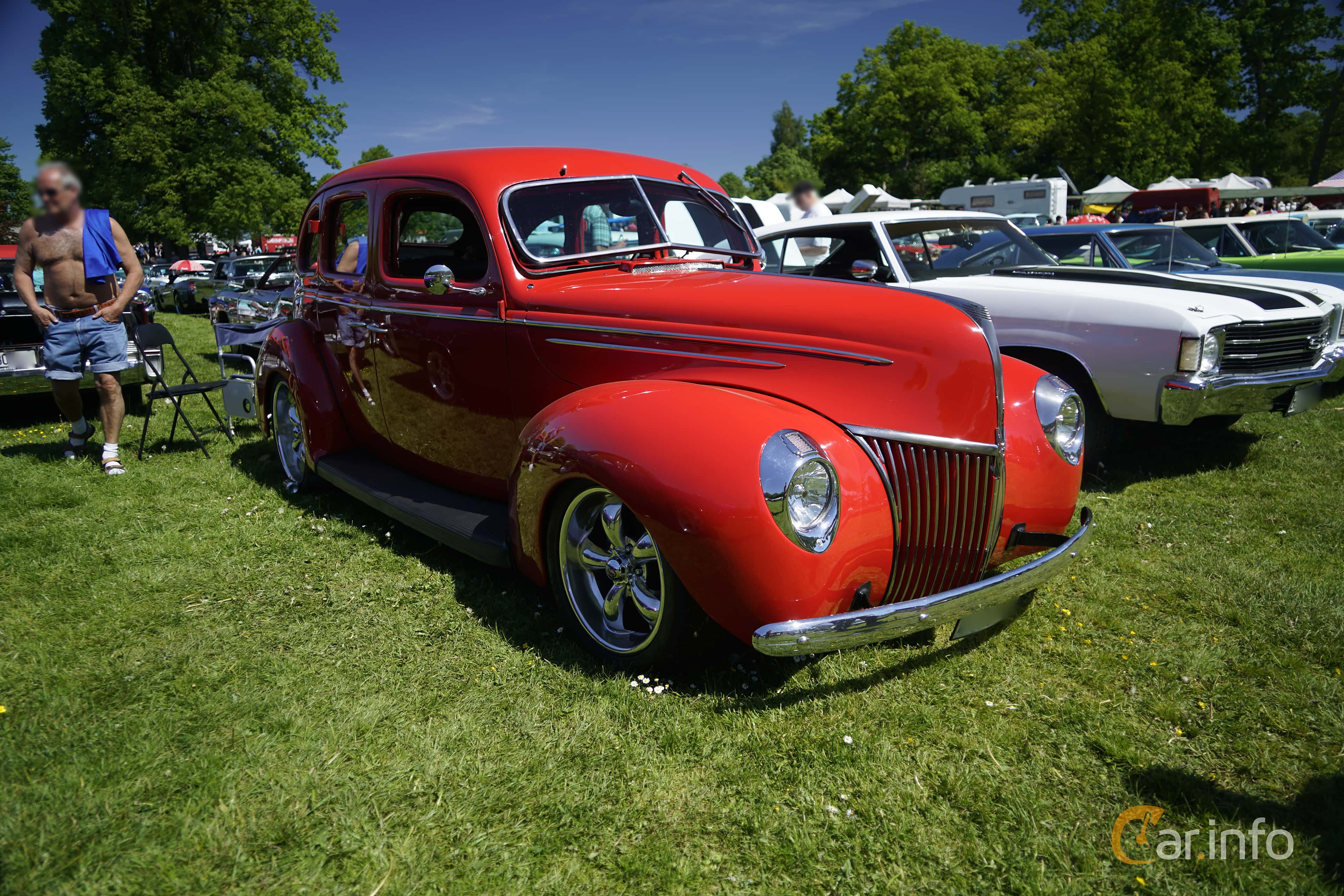 Ford Deluxe Fordor Sedan 3.6 V8 Manual, 86hp, 1939