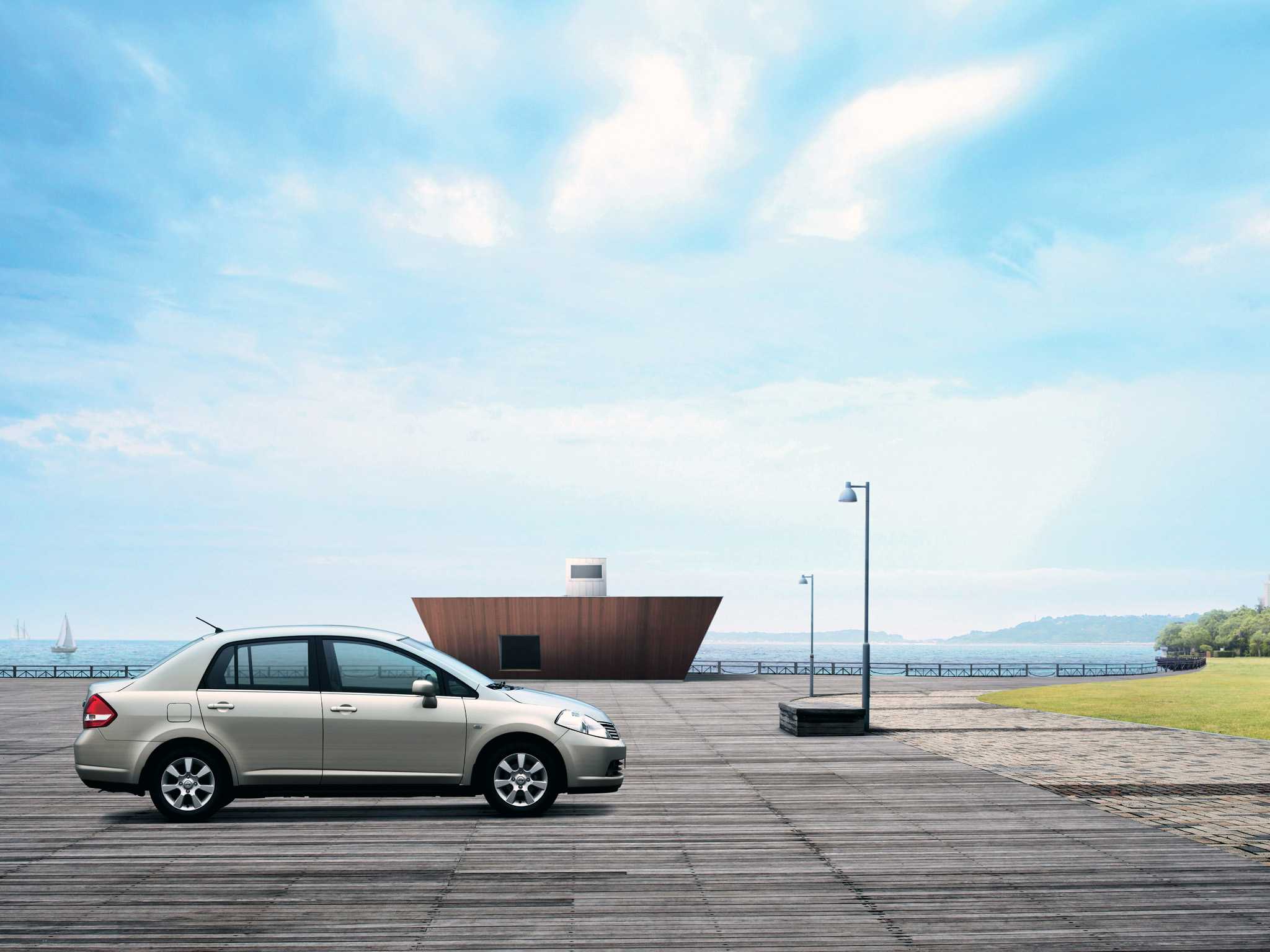 Nissan Tiida Latio 1.8 CVT, 126hp, 2008