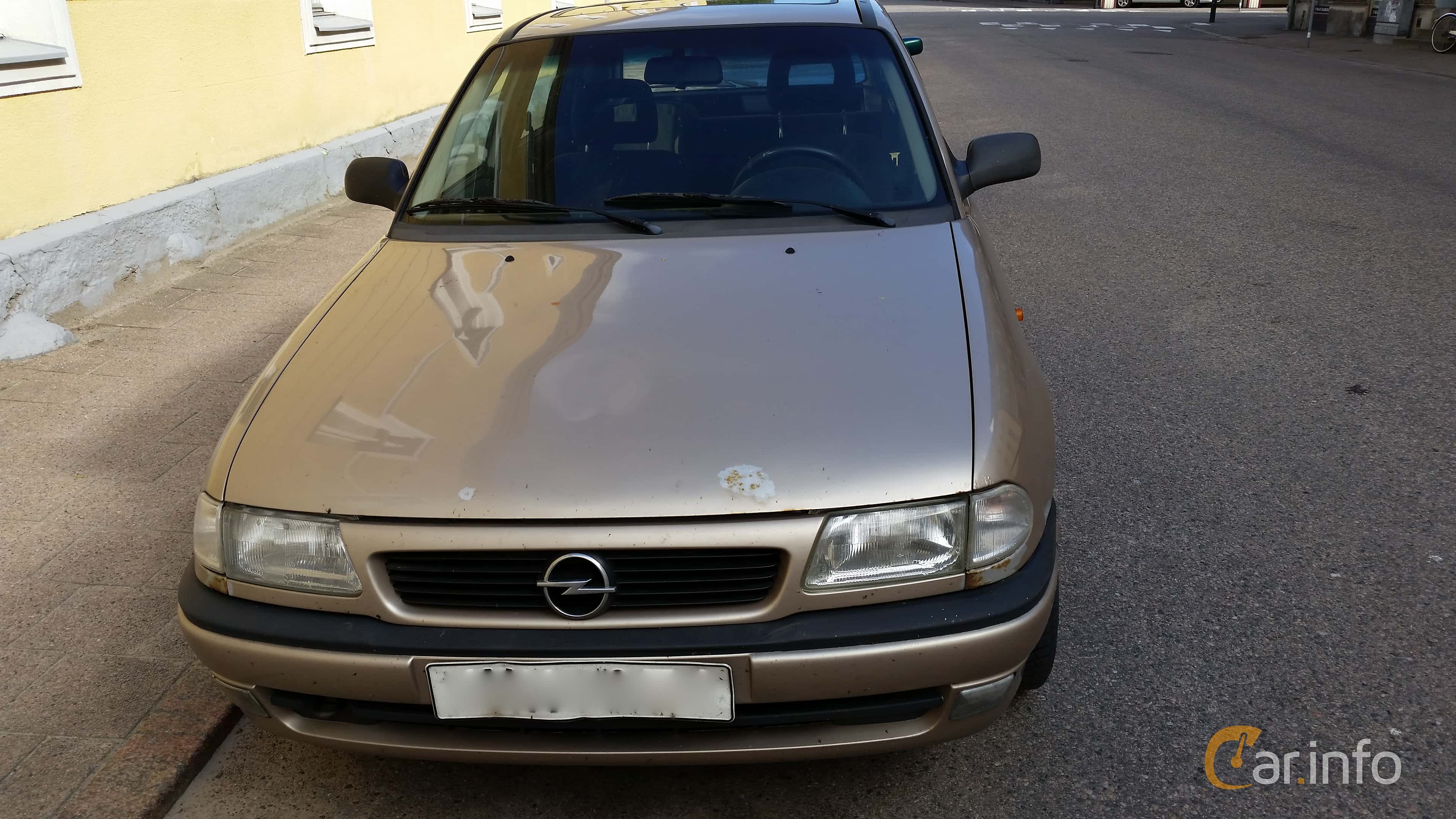 Opel Astra 5-door 1.6 Manual, 75hp, 1997
