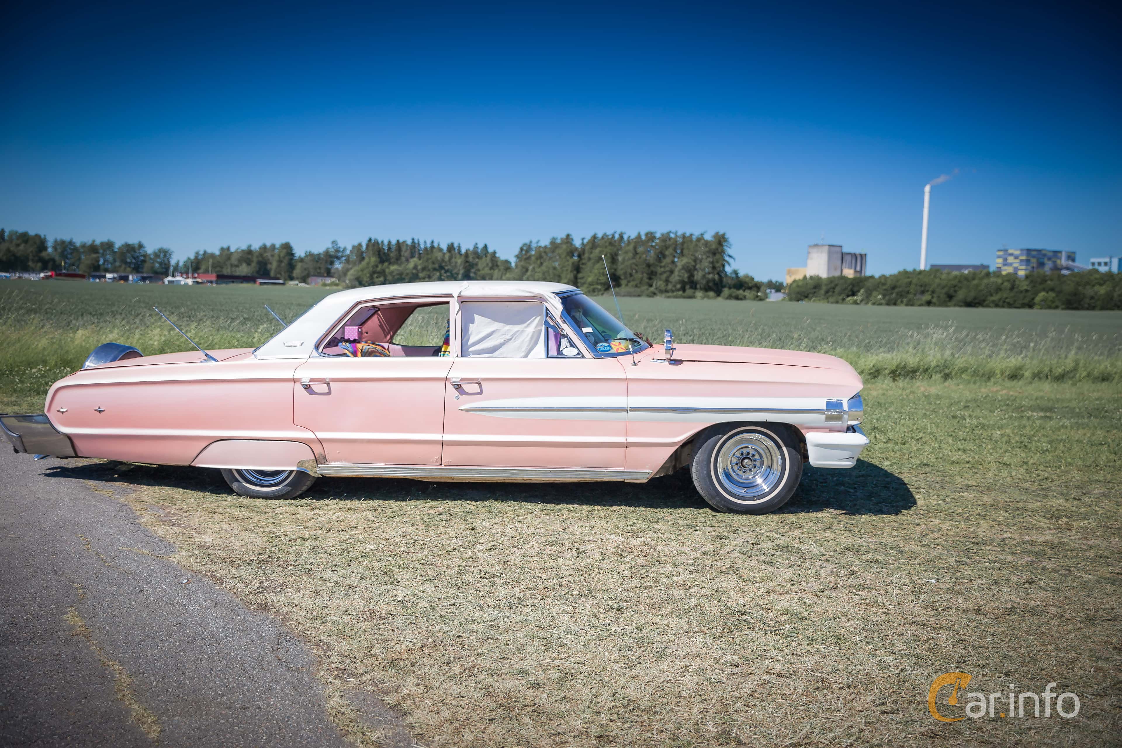 Ford Custom 4.7 V8 4th Generation