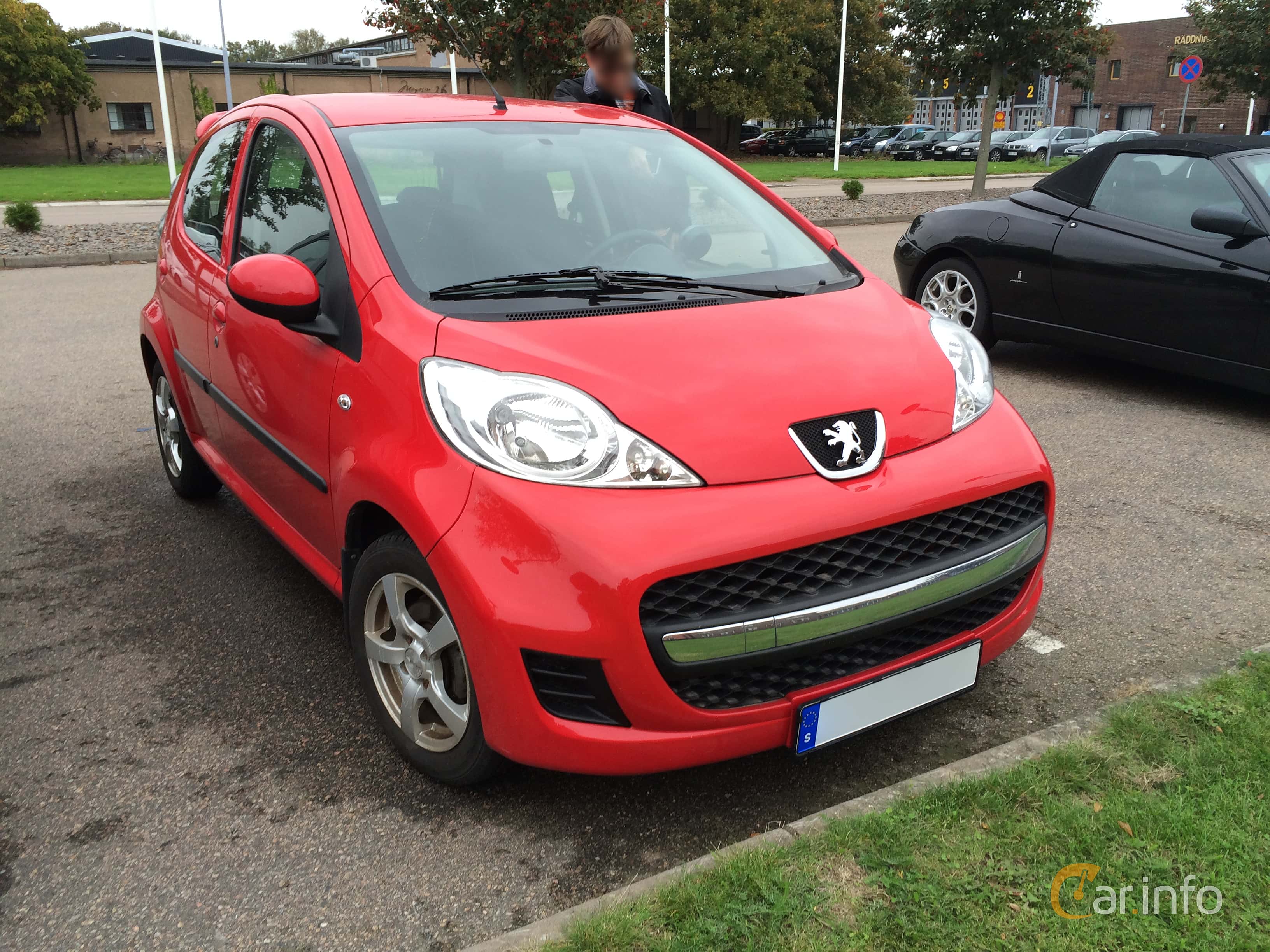 Peugeot 107 3-door 1.0 Manual, 68hp, 2012
