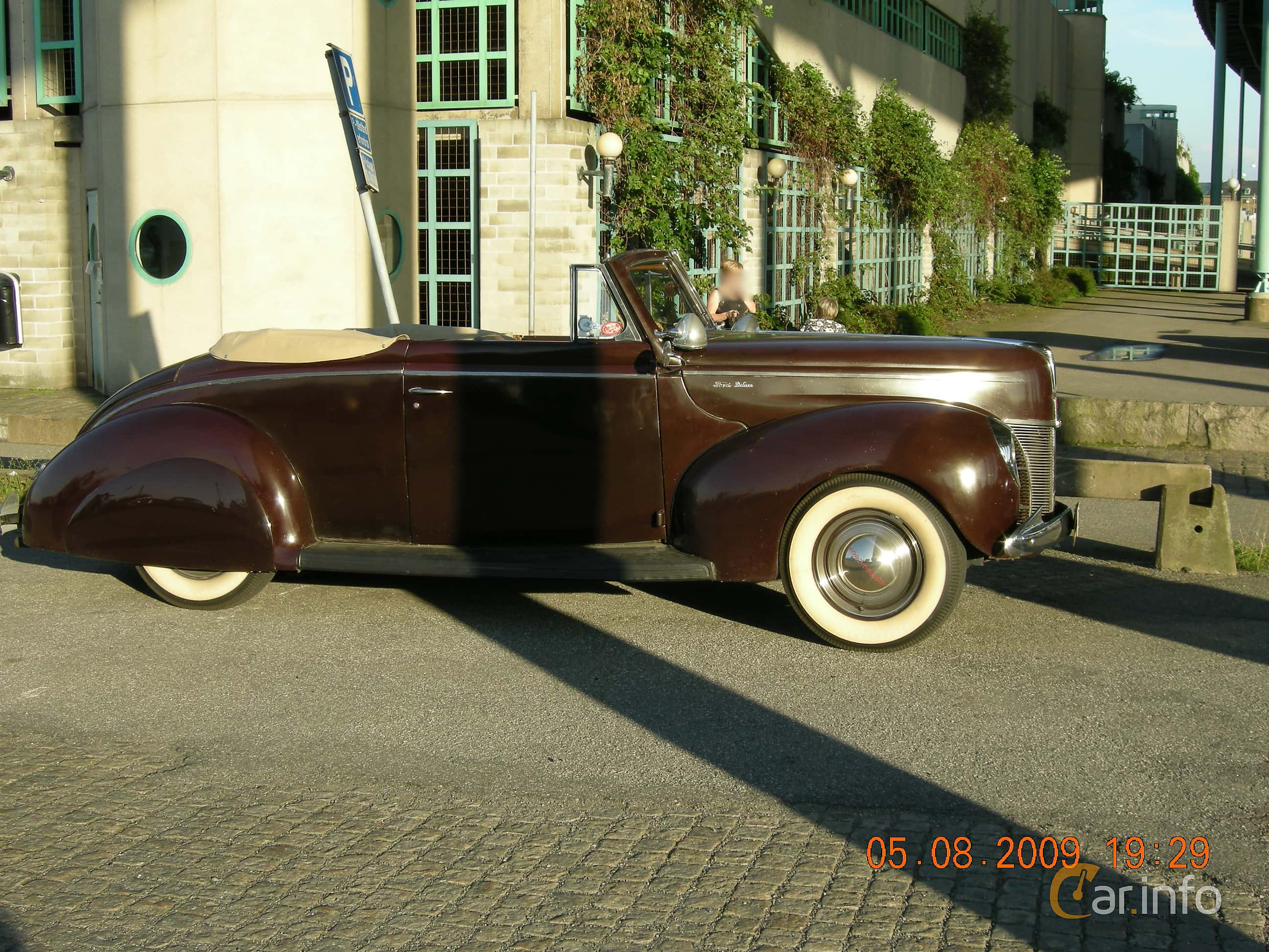 Ford Deluxe Convertible Coupé 3.6 V8 Manual, 86hp, 1940