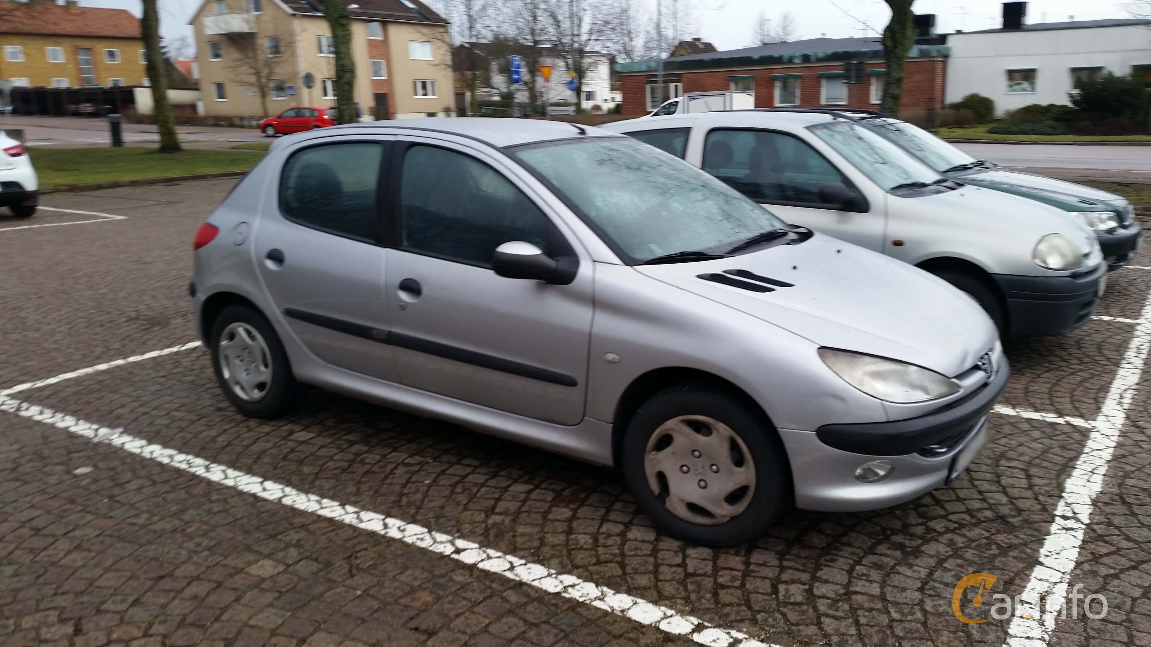 Peugeot 206 5-door 1.1 Manual, 60hp, 2003