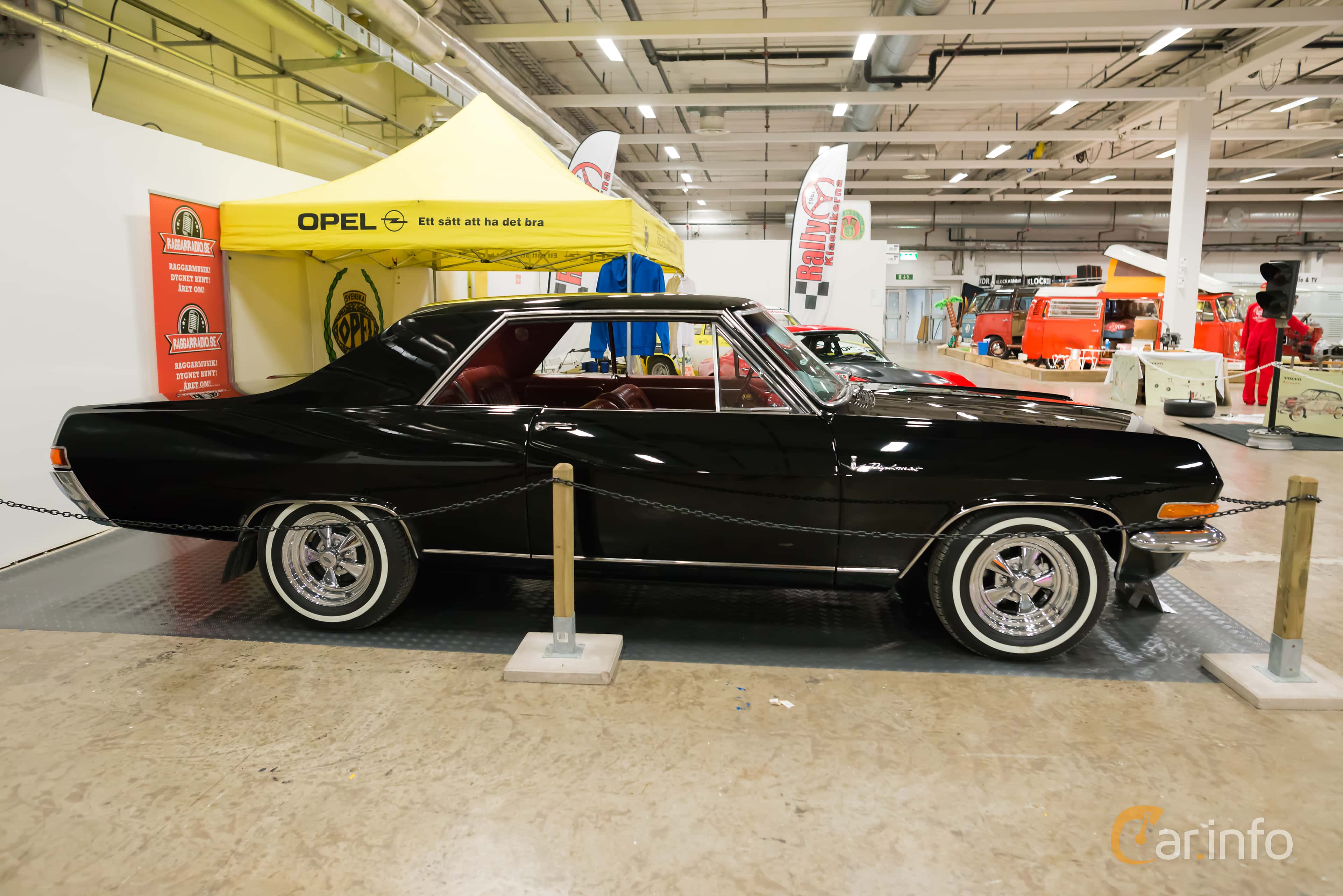 Opel Diplomat Coupé generation A 4.6 V8 Manual, 4-speed