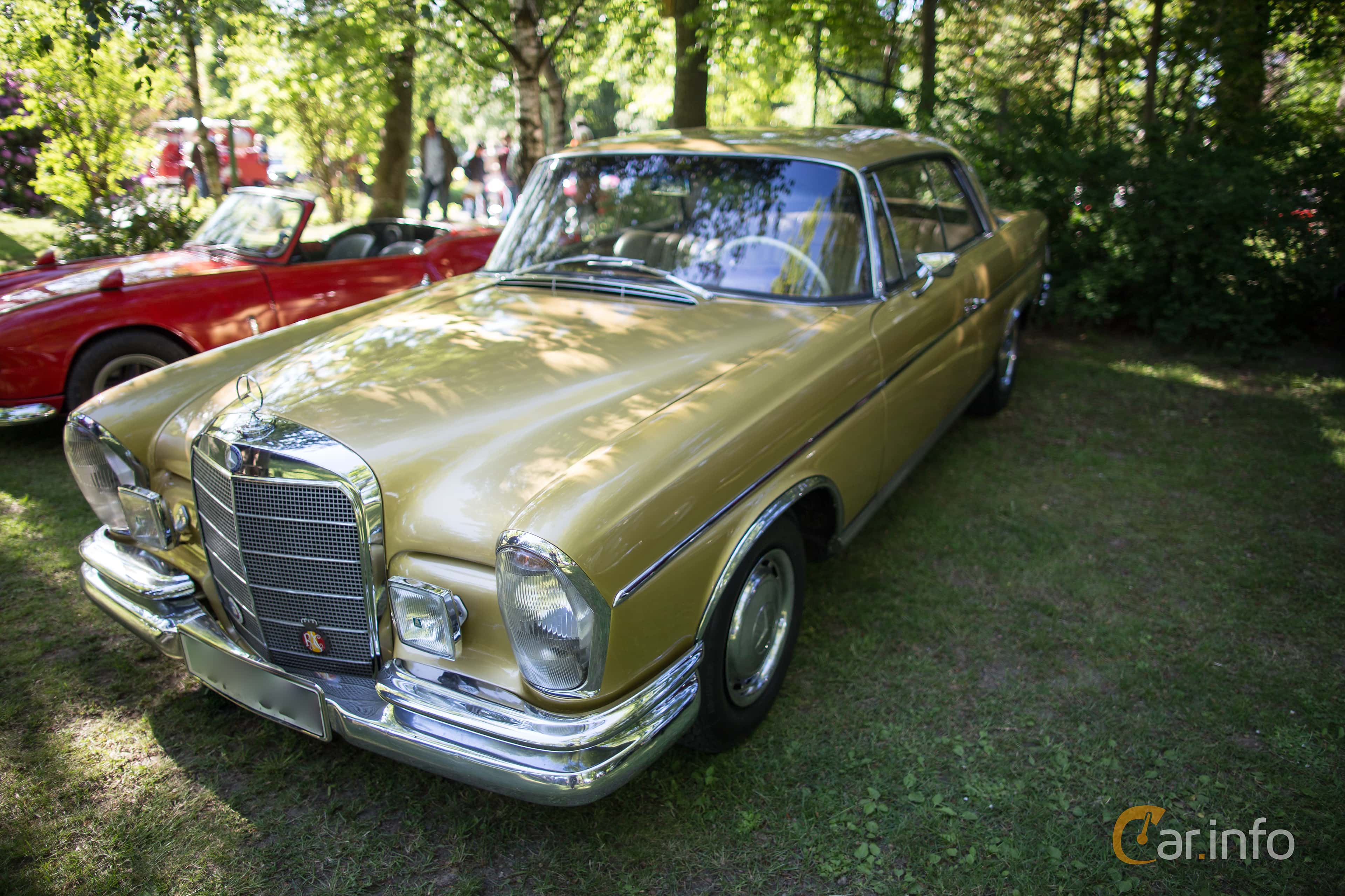Mercedes-Benz 300 SE Coupé  Manual, 170hp, 1965