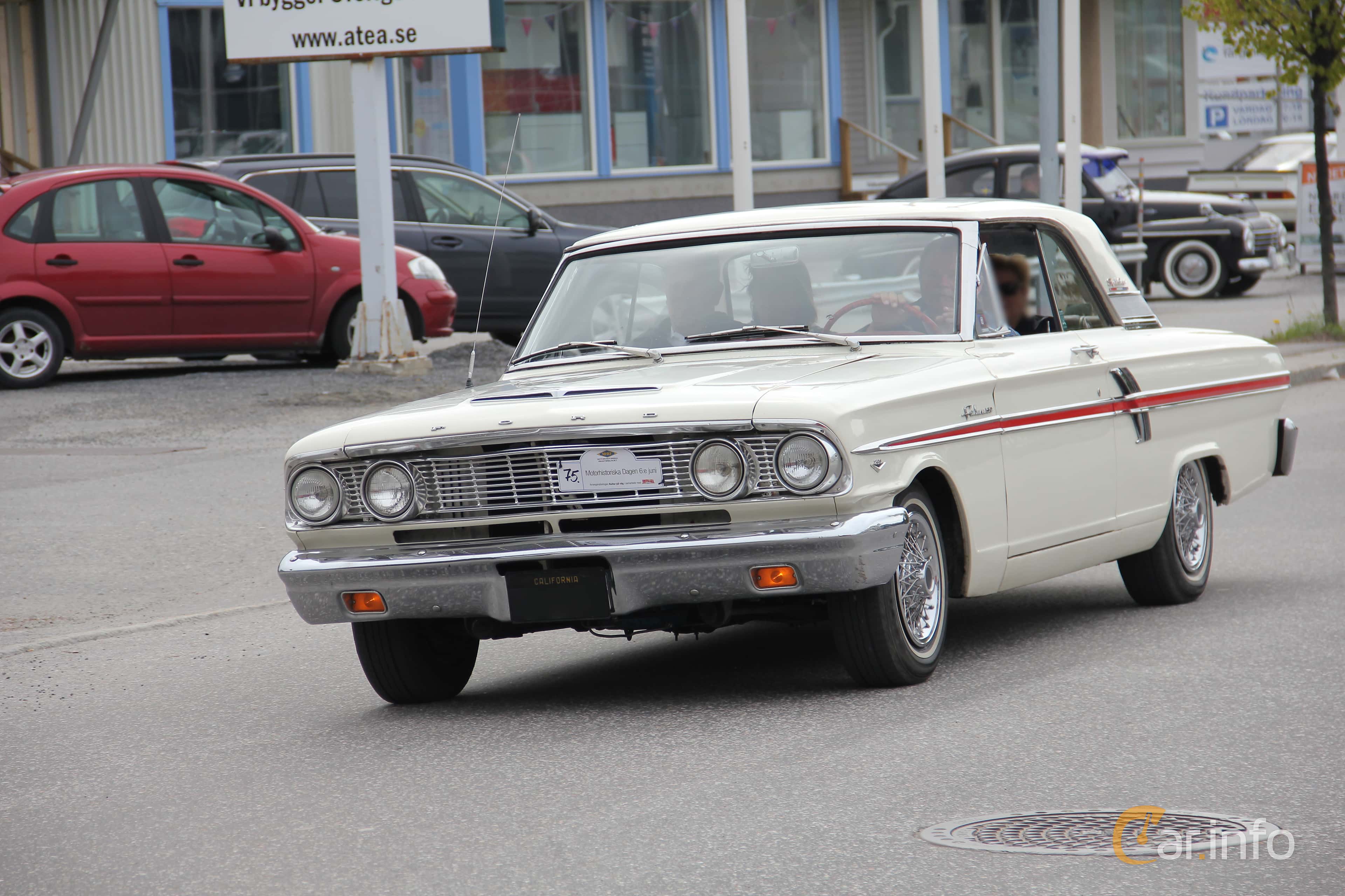 Ford Fairlane 2-door Hardtop 4.3 V8 Automatic, 166hp, 1964
