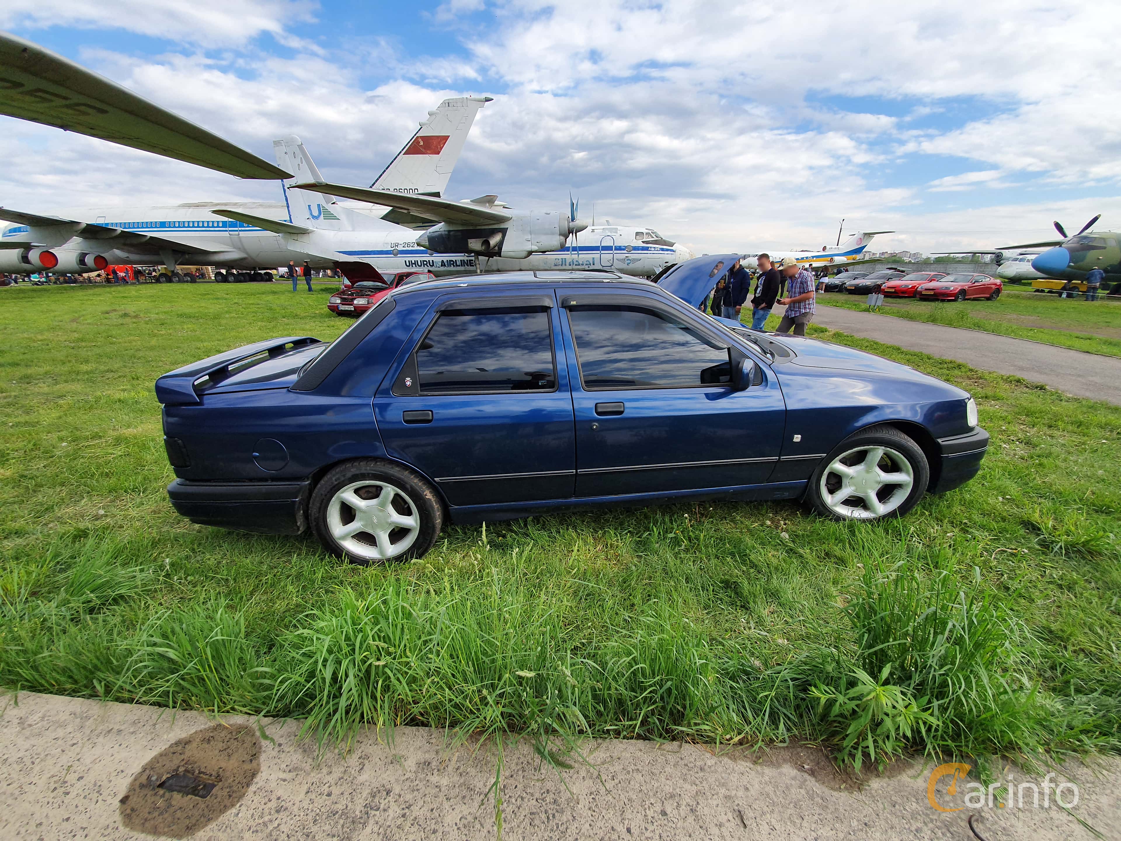 Ford Sierra Sedan 2.9 V6 4x4 Manual, 145hp, 1988