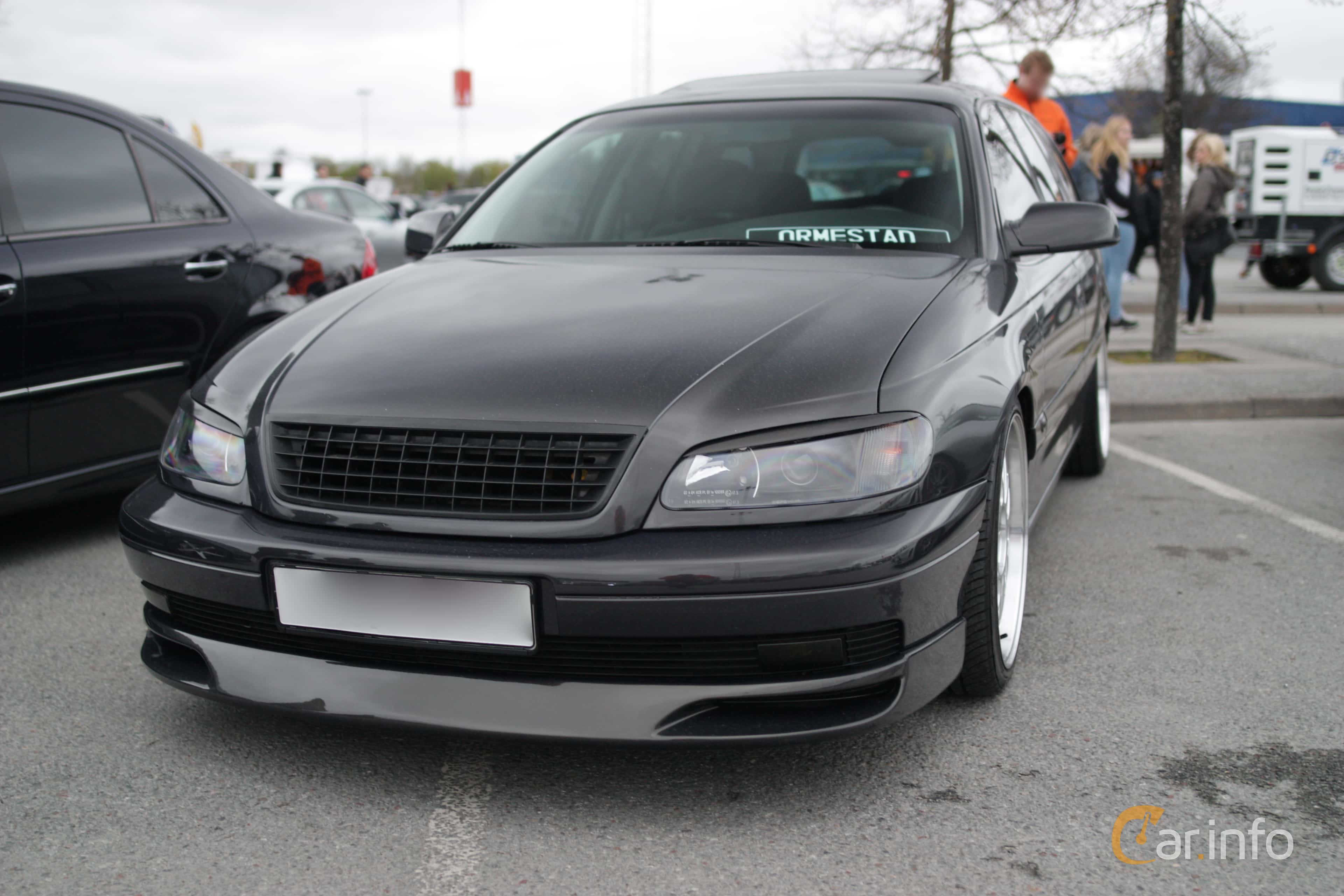 Opel Omega Caravan 2.5 V6 170hp, 2000