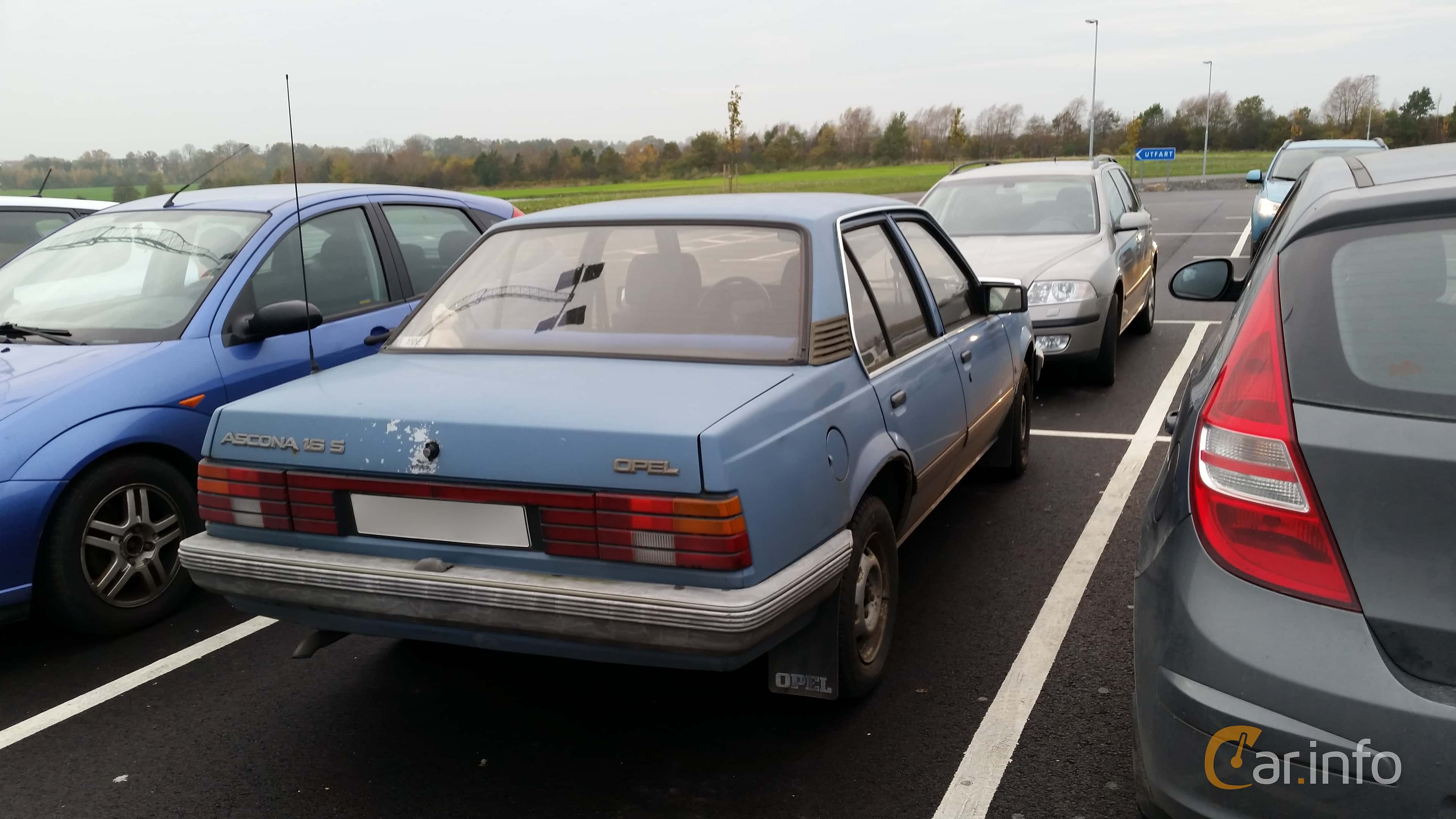 Opel Ascona 4-door 1.6 Manual, 75hp, 1986