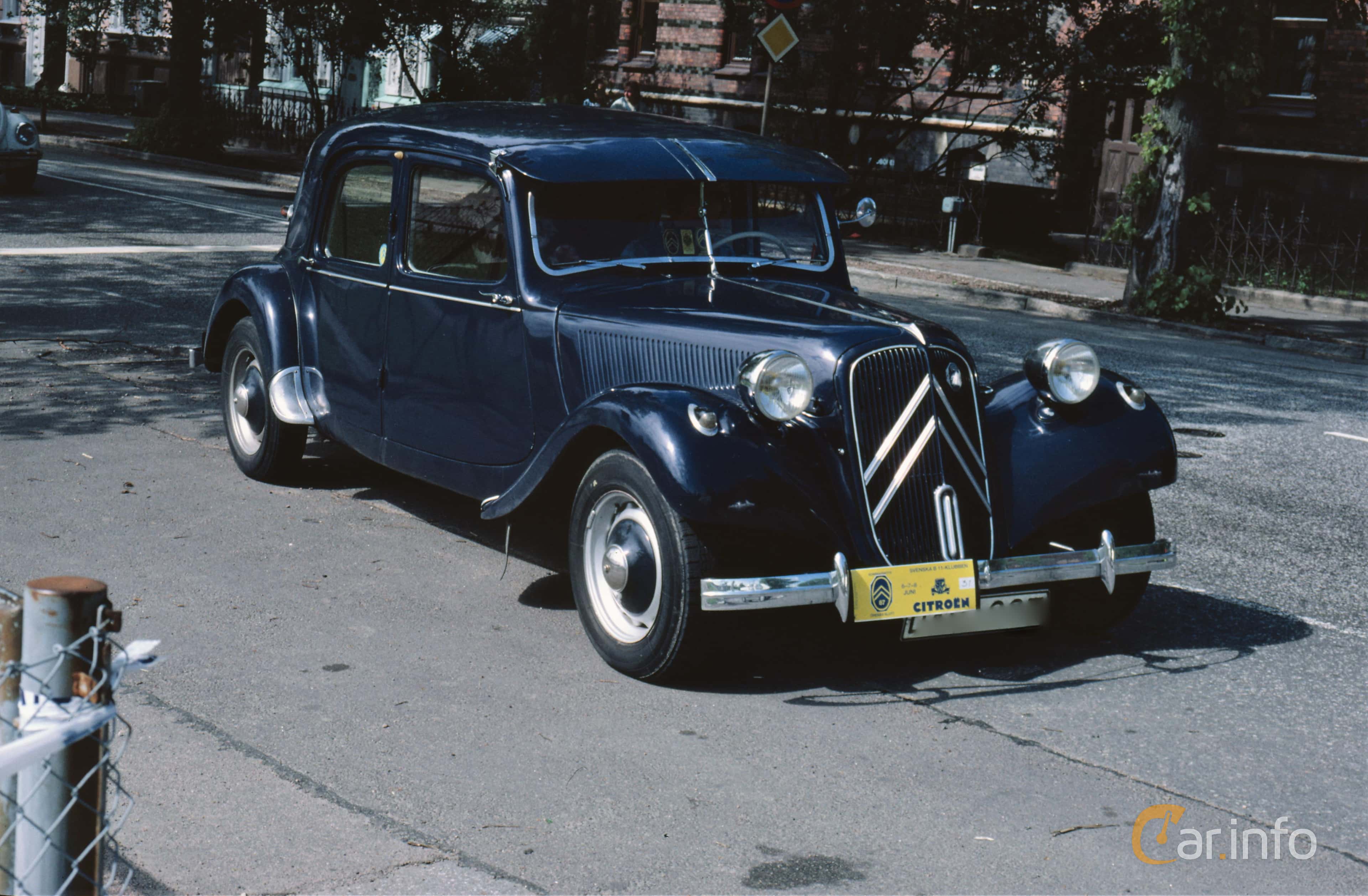 Citroën 11 CV Sedan 1.9 Manual, 56hp, 1956