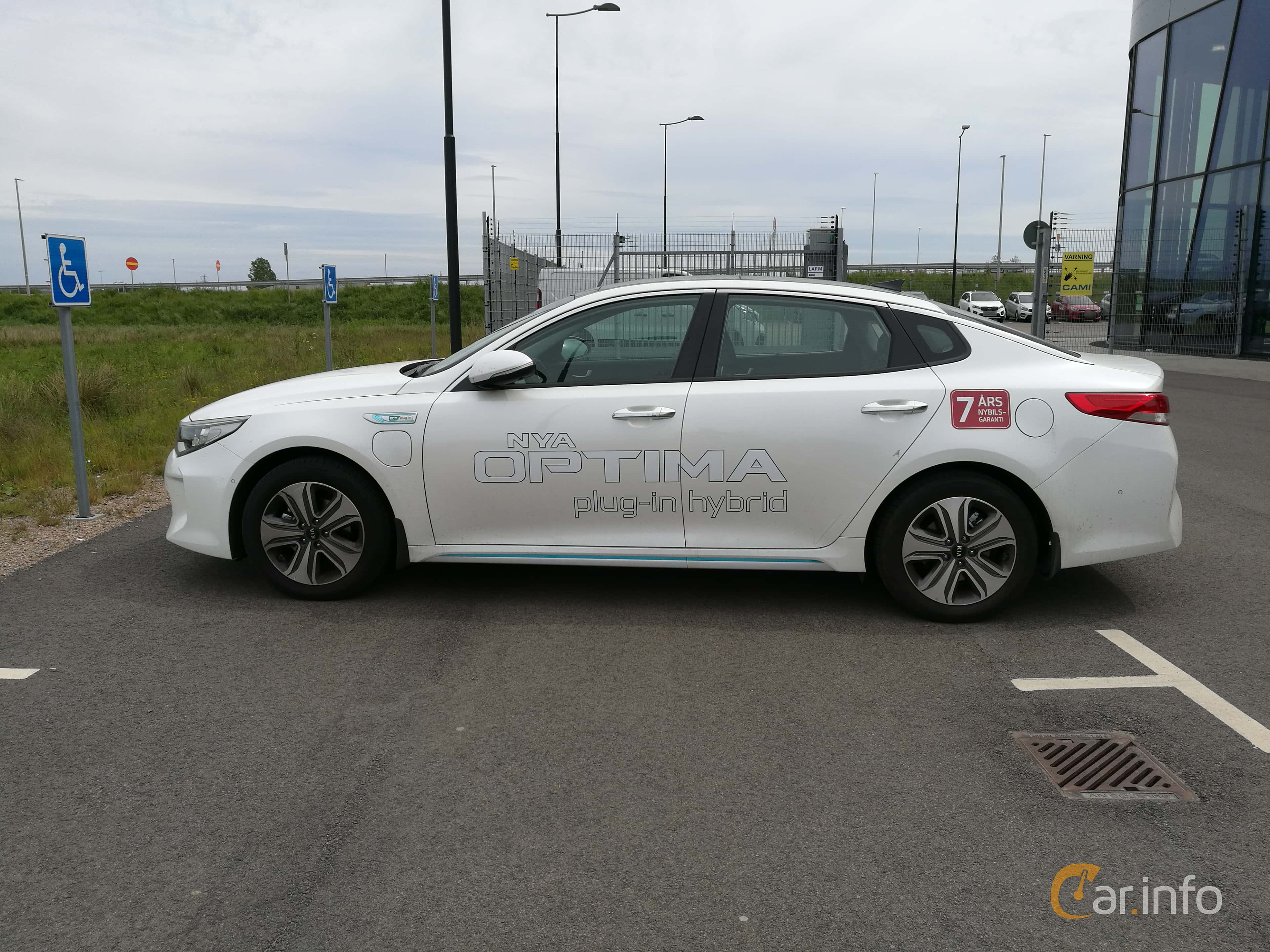 Kia Optima Plug-in Hybrid  Automatic, 205hp, 2018