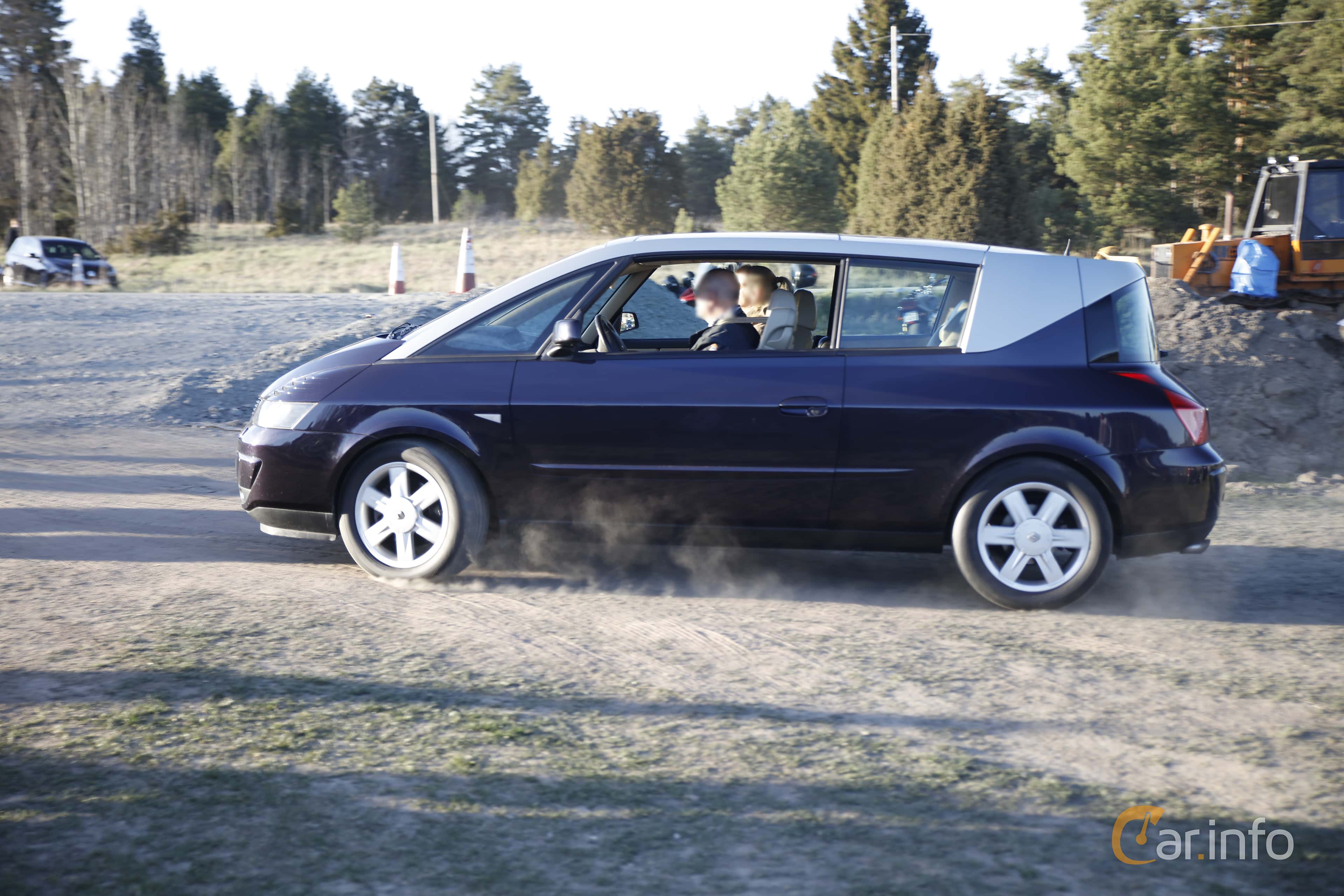 Renault Avantime 1st Generation 2.2 dCi Manual, 6-speed