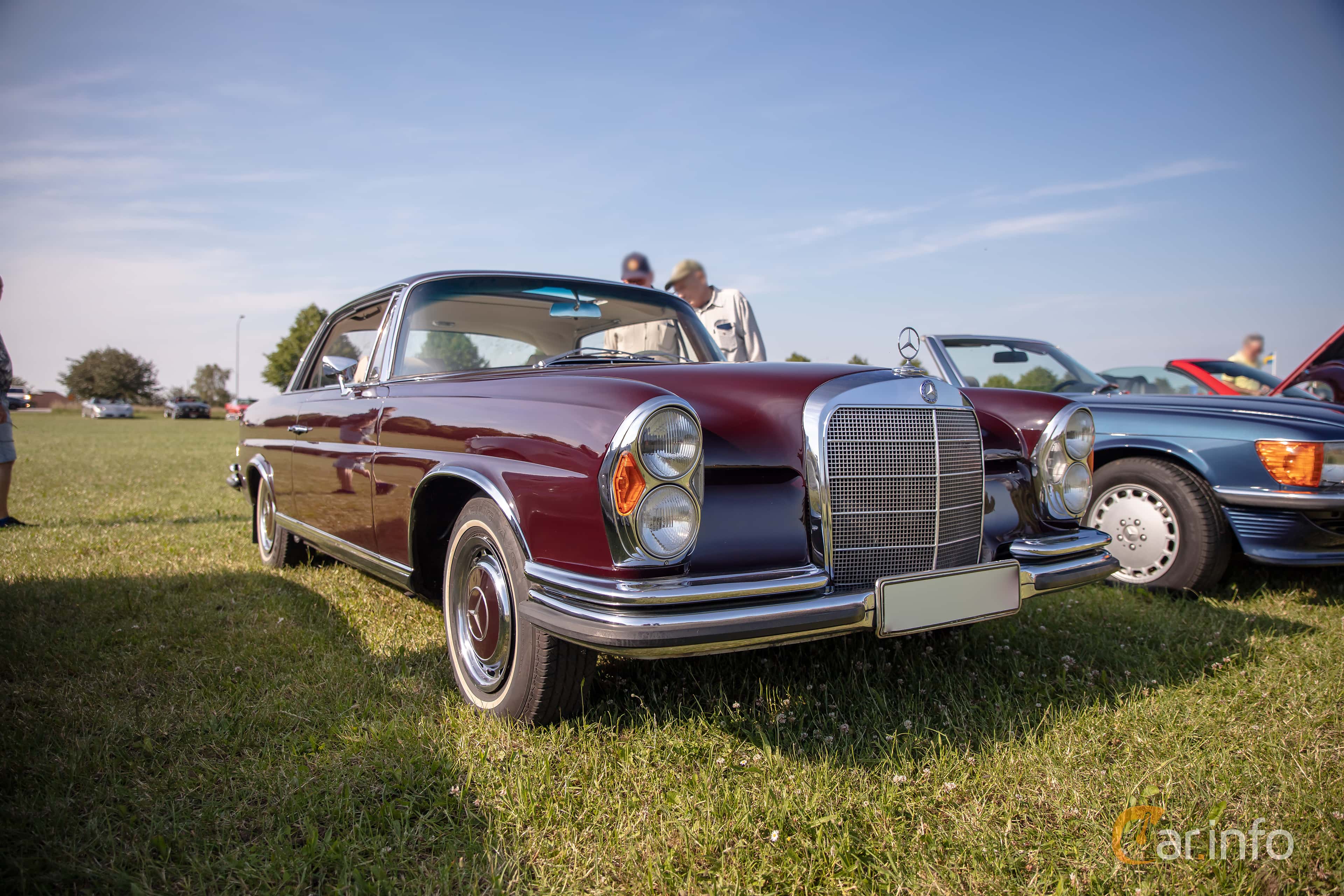 Mercedes-Benz 220 SE Coupé  Manual, 120hp, 1966
