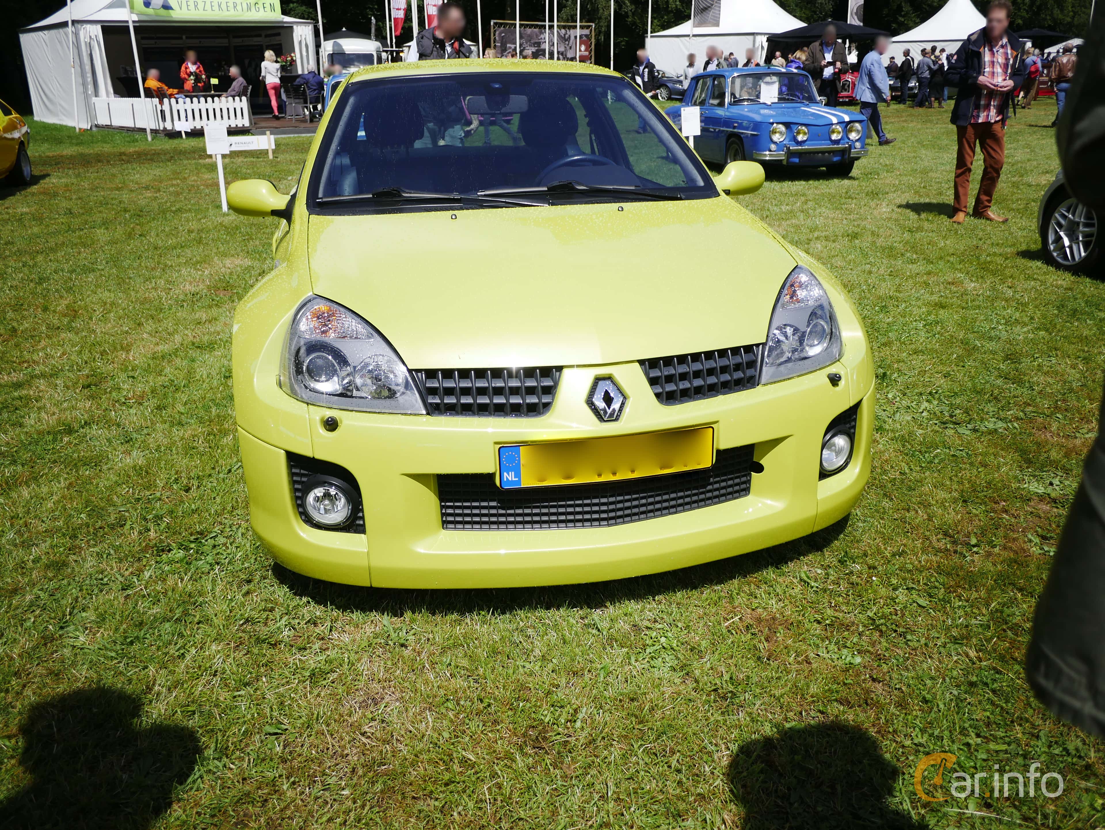 Renault Clio 3-door Hatchback 1.6 Manual, 107hp, 2006