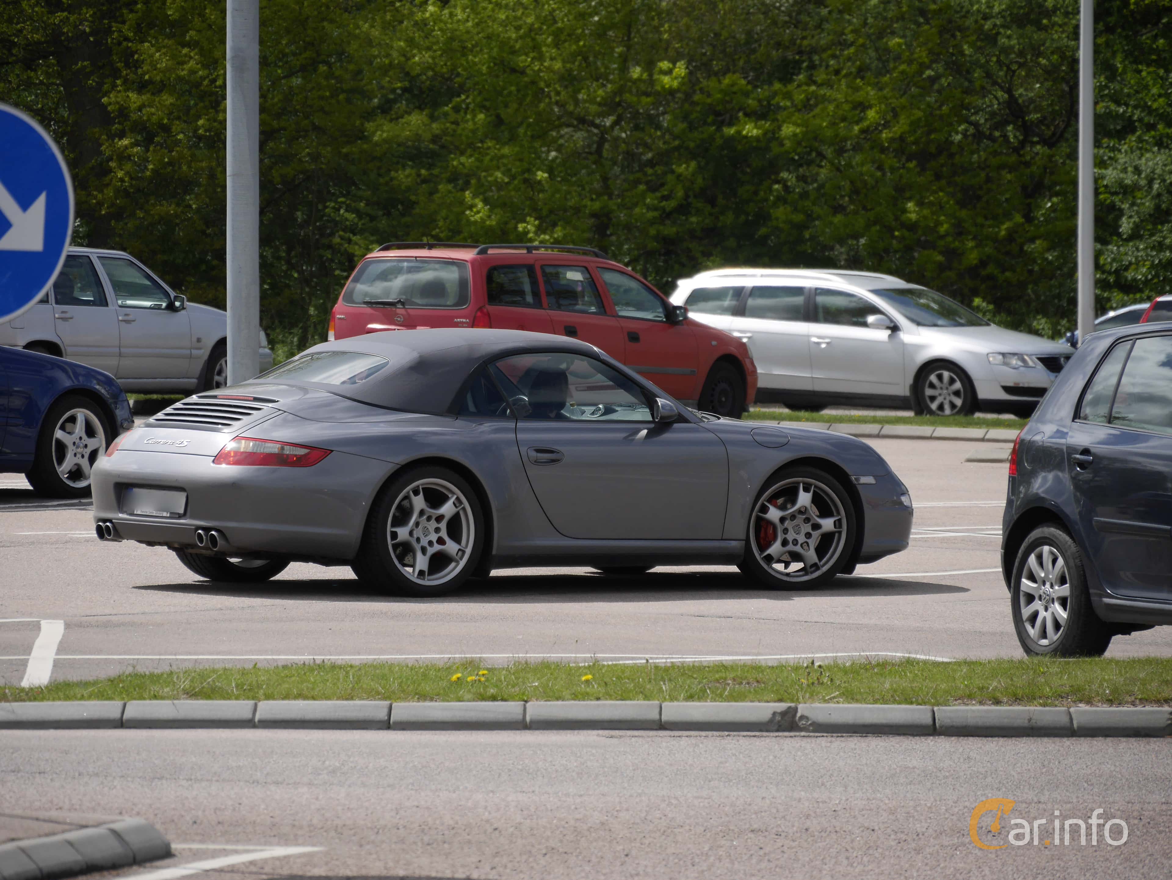 Porsche 911 Carrera 4S Cabriolet  Manual, 355hp, 2006