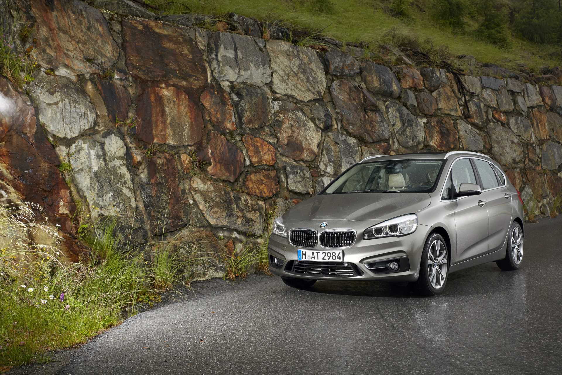 BMW 225i Active Tourer  Steptronic, 231hp, 2015