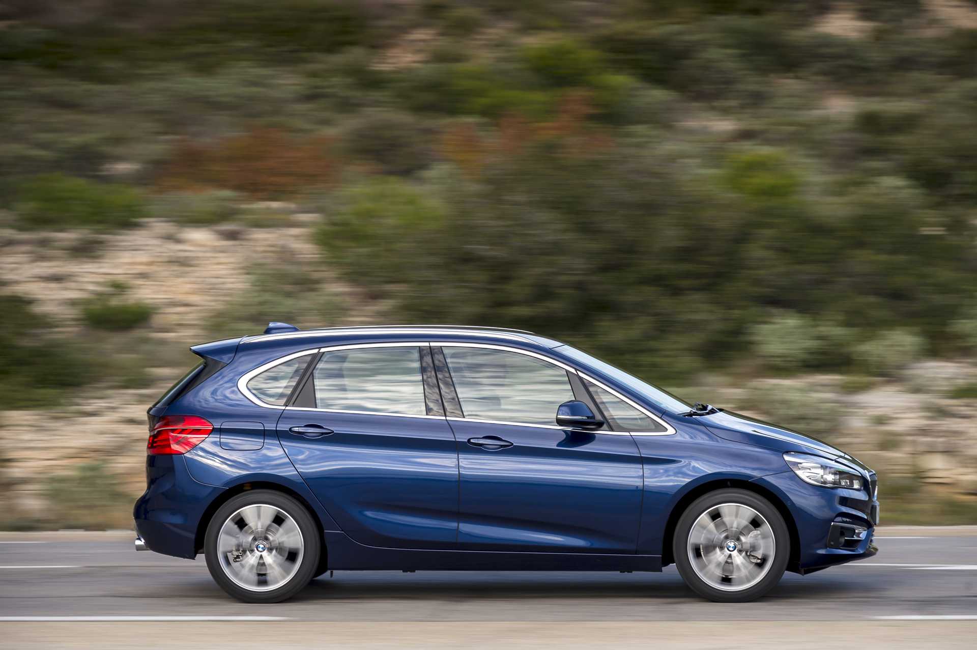 BMW 225i xDrive Active Tourer Steptronic, 8-speed