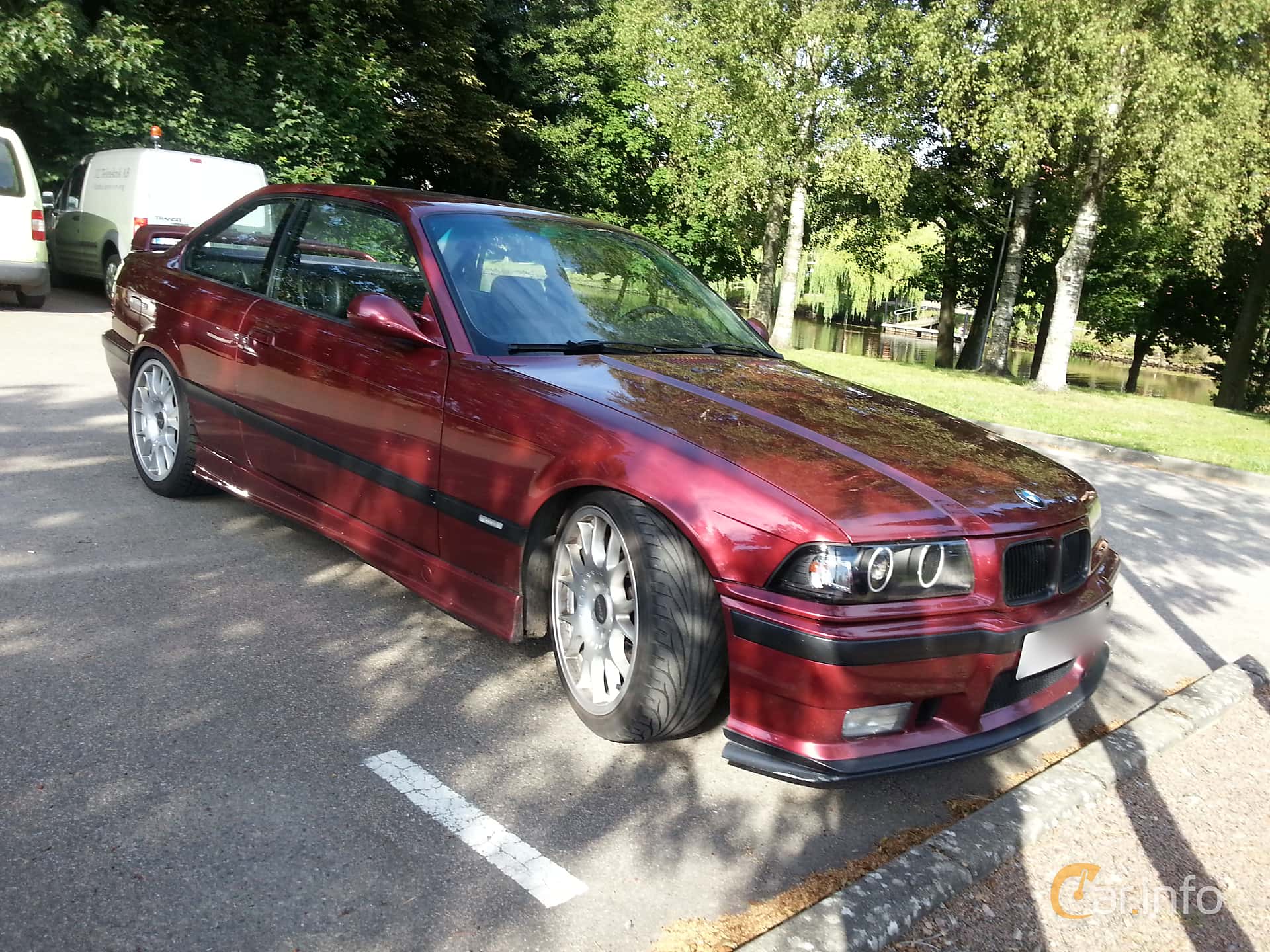 Mazda 626 Sedan 2.0 Manual, 136hp, 2001