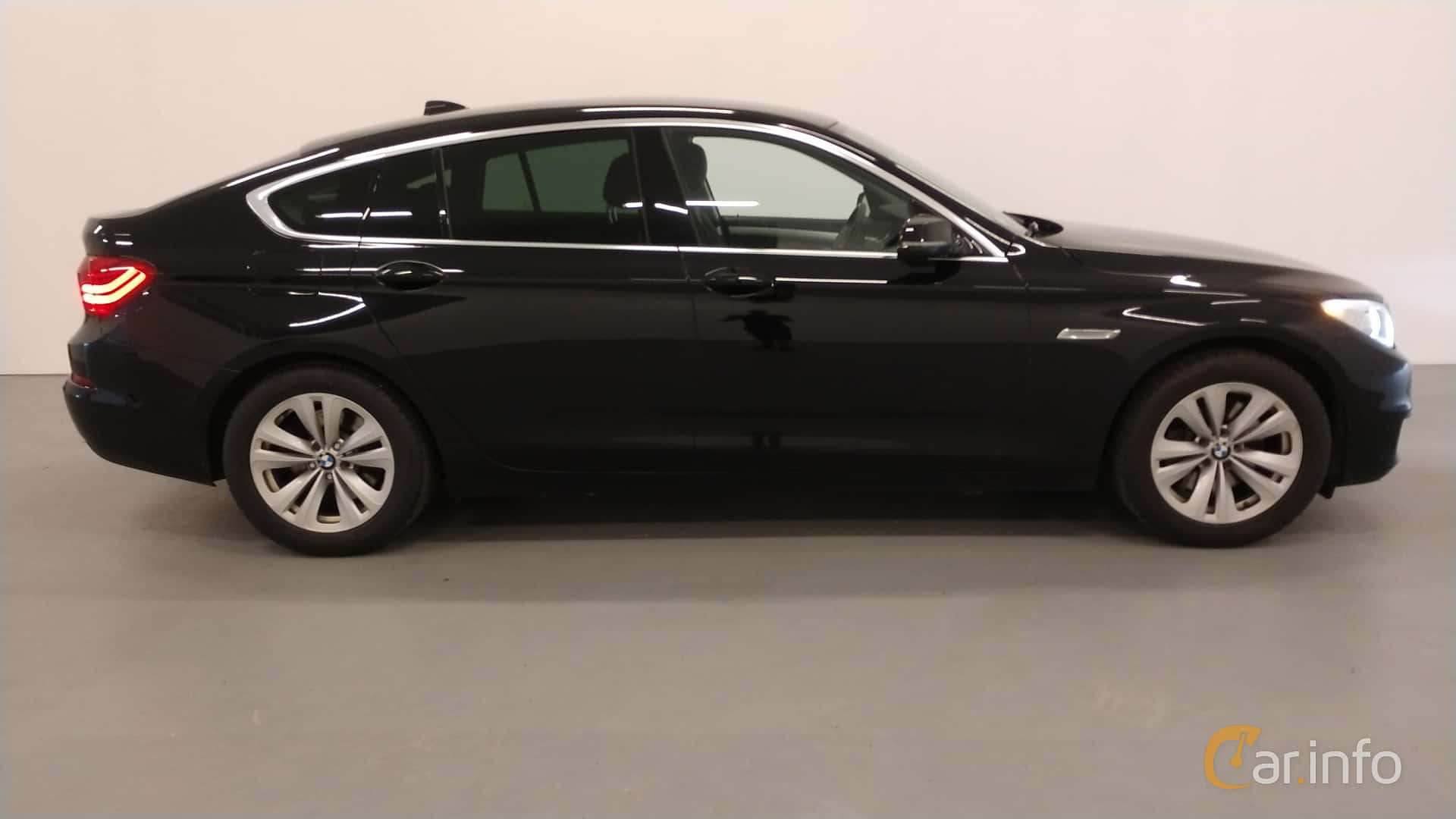 BMW 520d Gran Turismo Steptronic, 8-speed